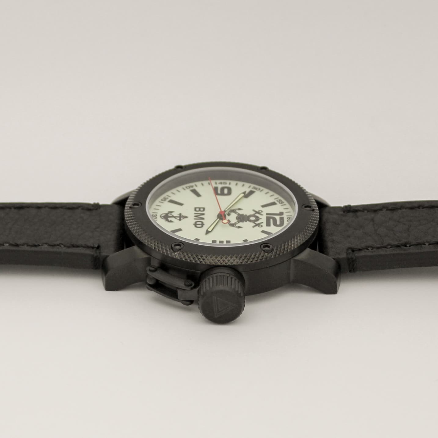 Часы ВМФ(с якорем) механизм Восток 2415.01