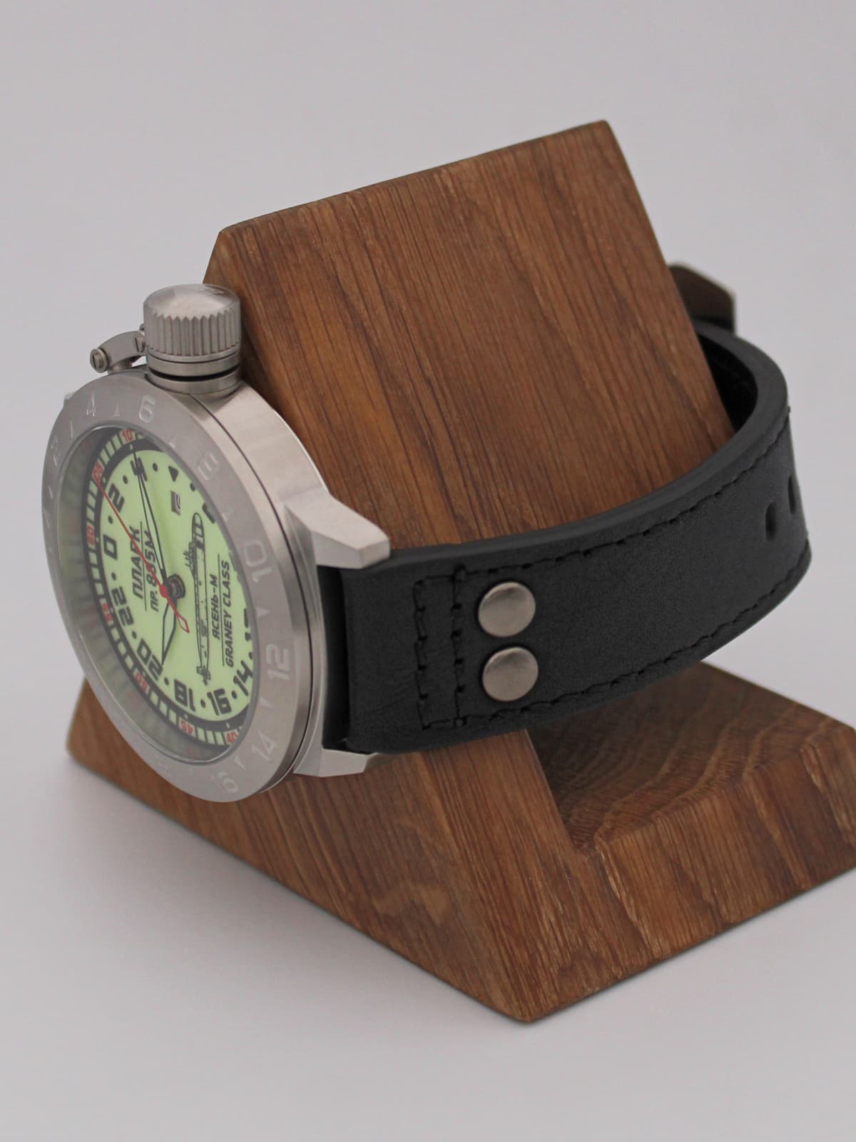 Часы ПЛАРК 885М Ясень-М (Graney class) кварцевые (Ronda 515.24H) Q52.193.01