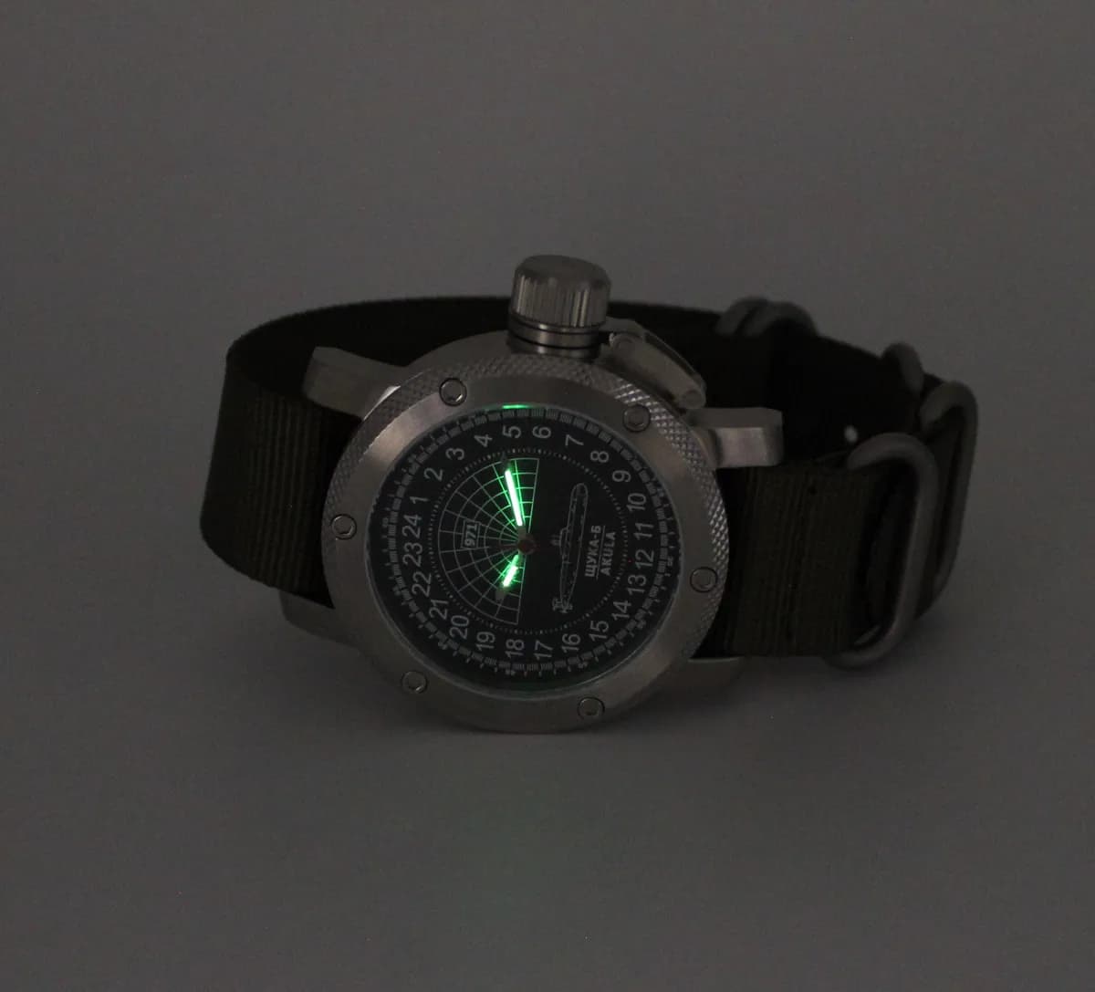 Часы  971 / Щука-Б (Akula), механические  063.21 ,  механизм Ракета 2623 Н