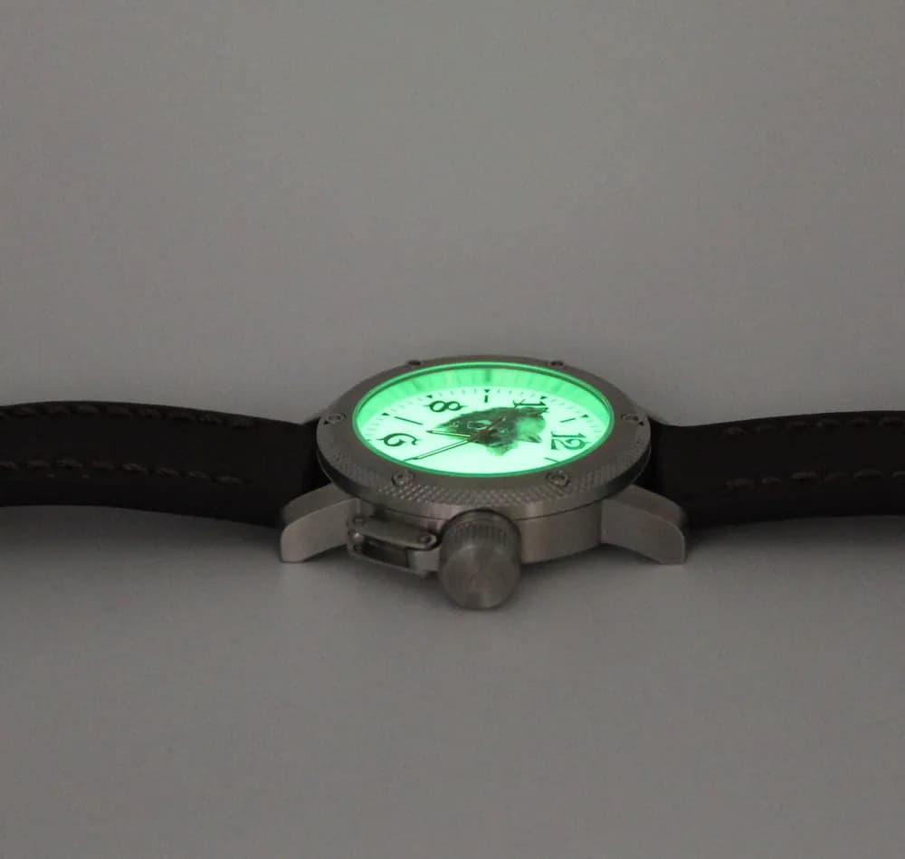 Часы Волк 305,02 механические, механизм Ракета 2609НА