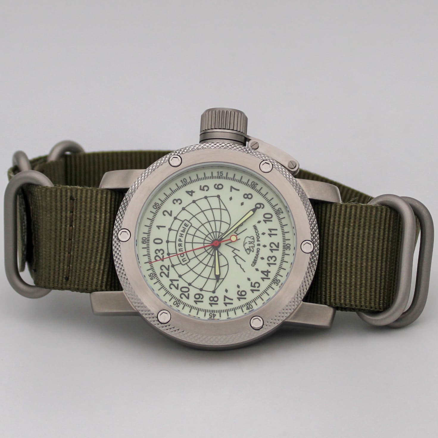 Часы Полярные (медведь) механизм Восток 2431.01