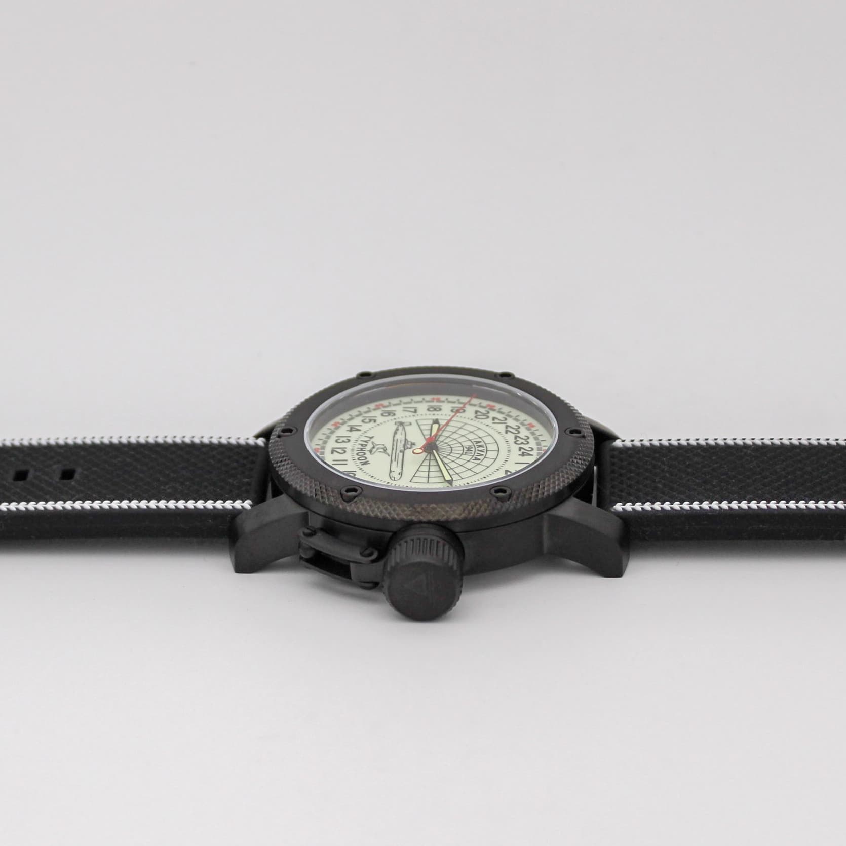 Часы 941 / Акула (Typhoon) механизм Восток 2431