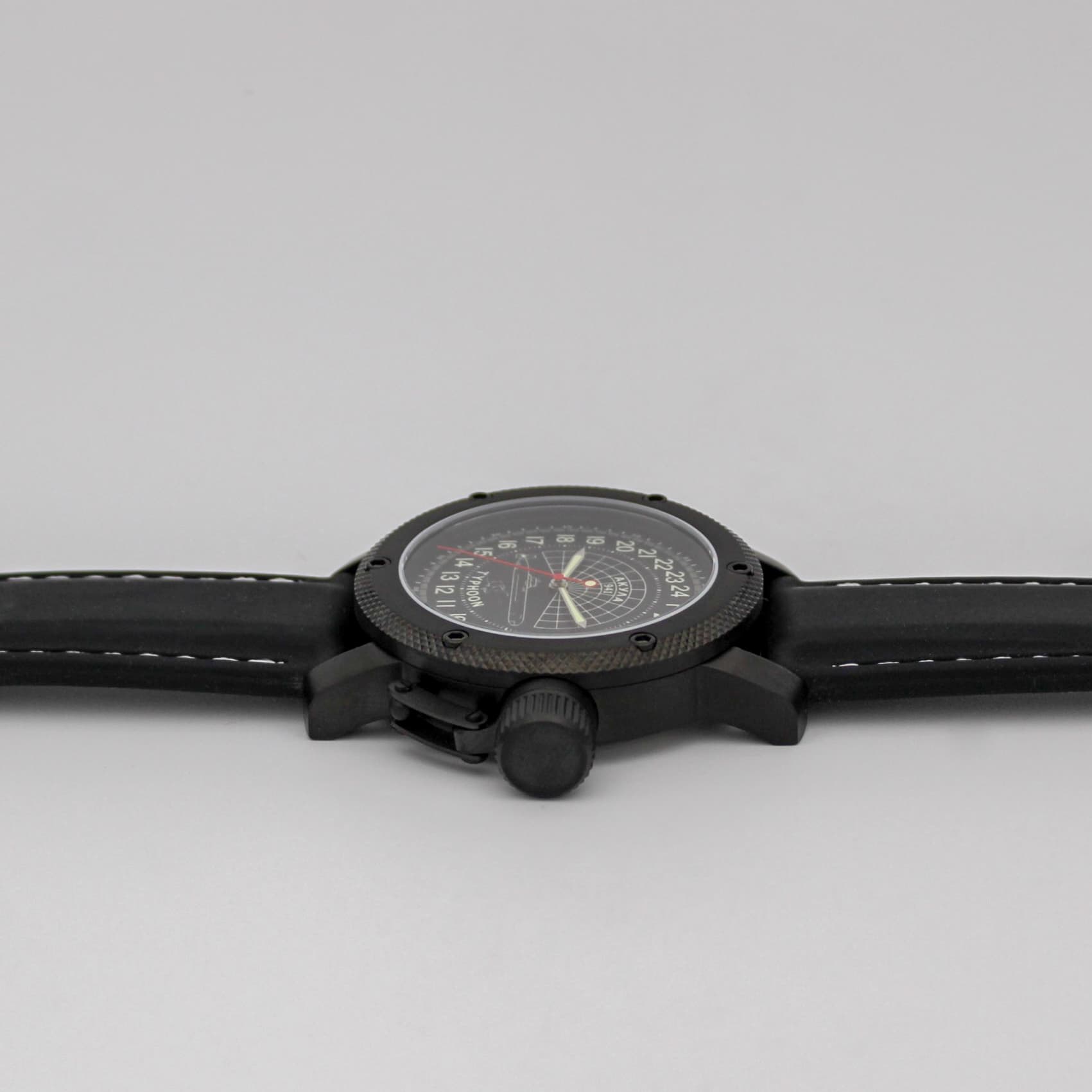 Часы 941 / Акула (Typhoon) механизм Восток 2431