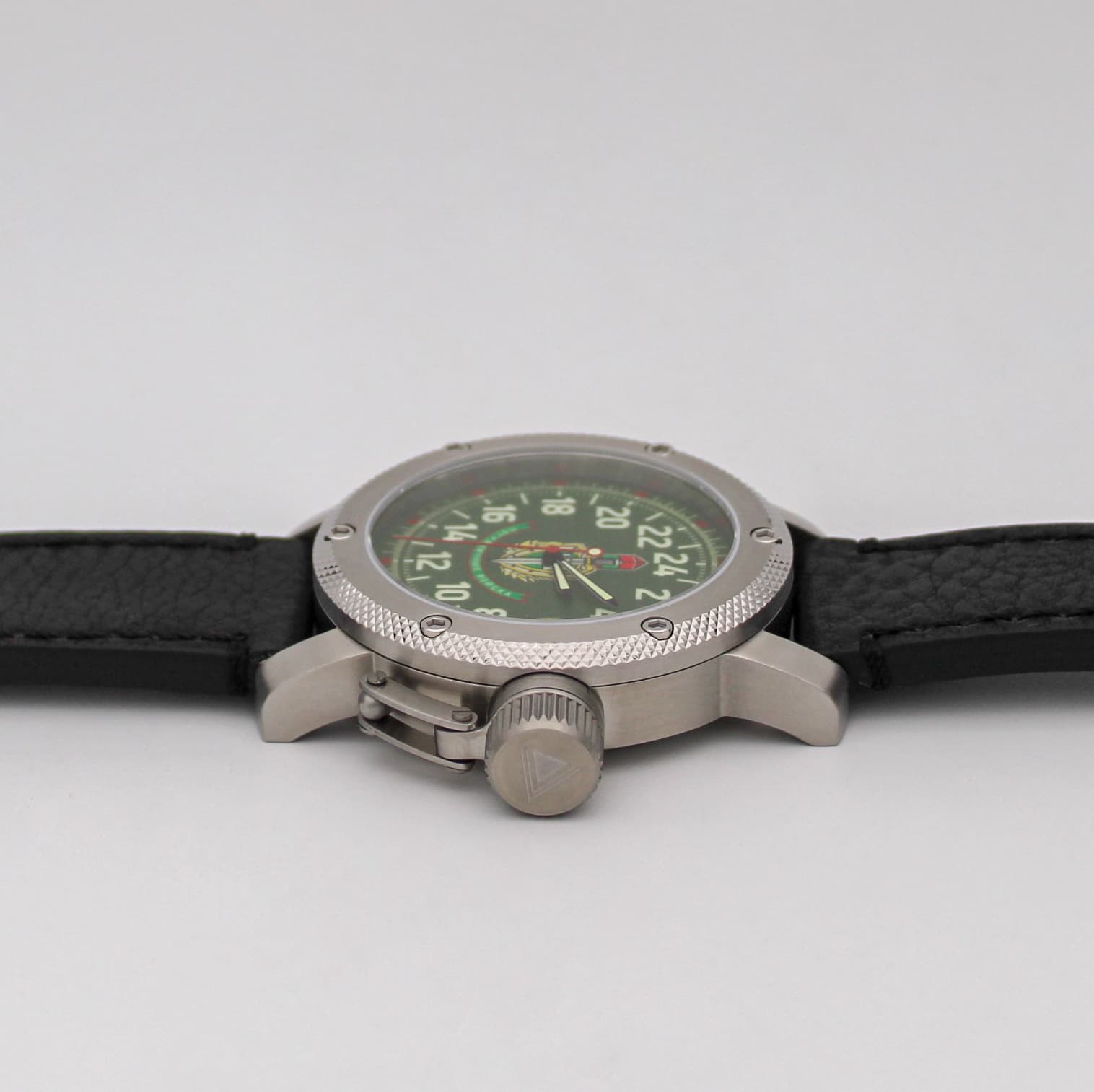 Часы Пограничные войска, механизм Восток 2431.01