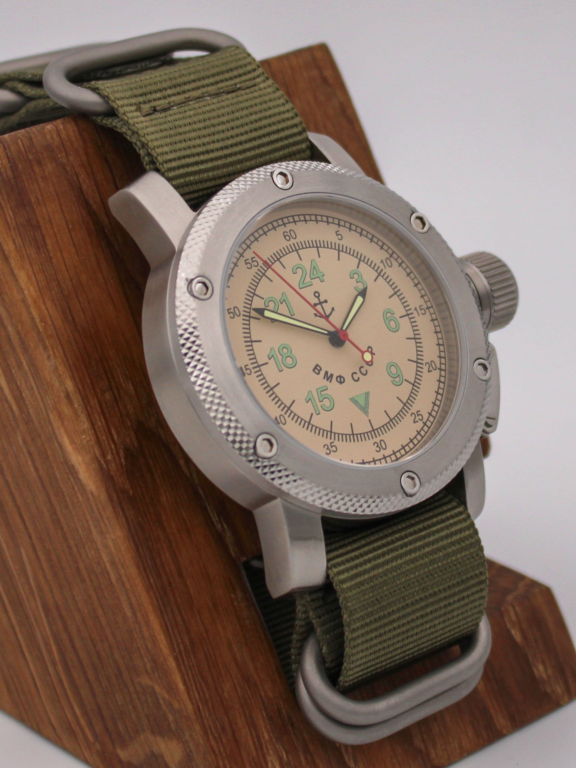 Часы ВМФ СССР механические с автоподзаводом (Восток 2431) 01.012.21