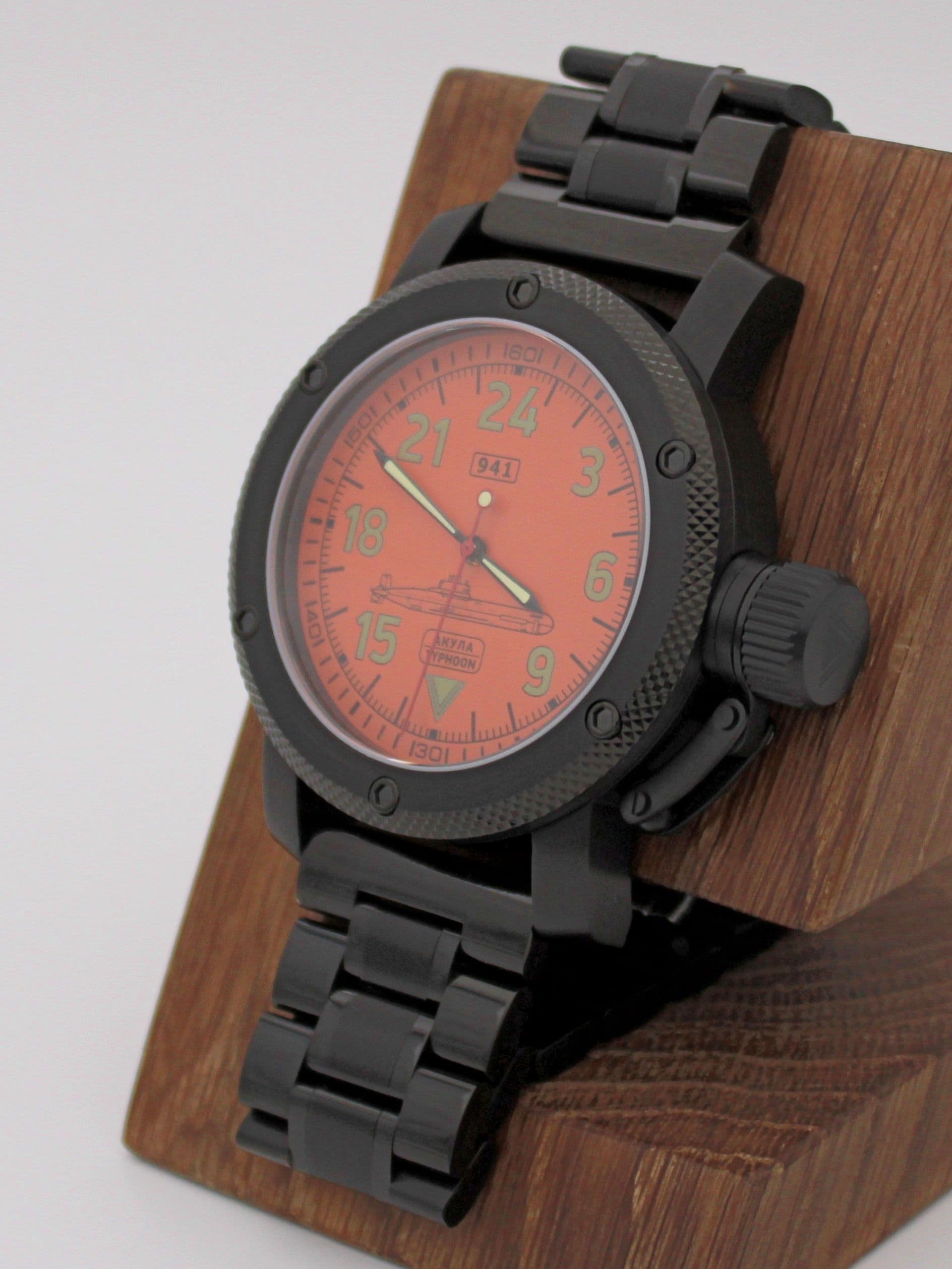 Часы 941 / Акула (Typhoon) механические (Ракета 2623) 103.053.1