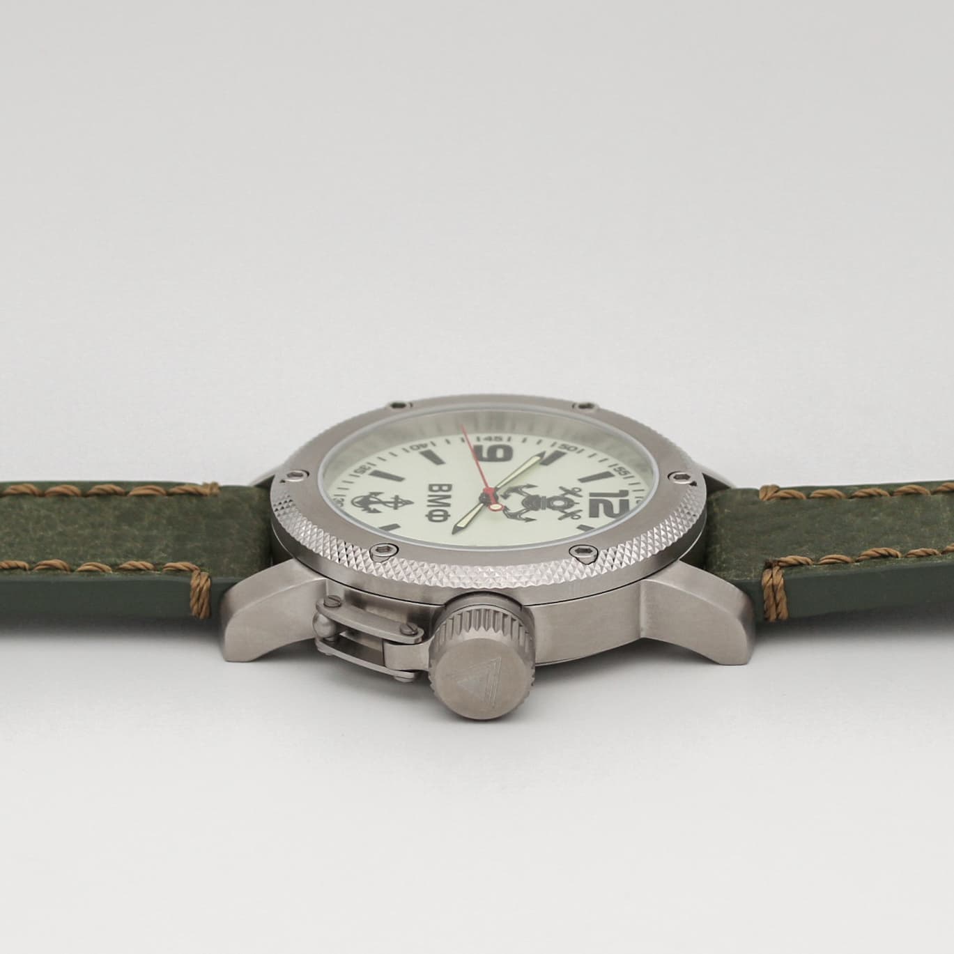 Часы ВМФ(с якорем) механизм Восток 2415.01