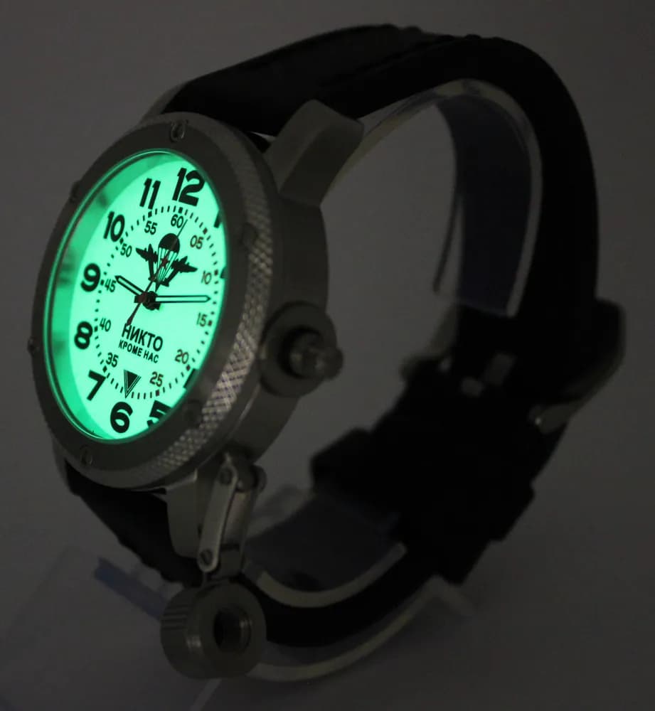 Часы ВДВ 002.01 механические, механизм Ракета 2609 НА