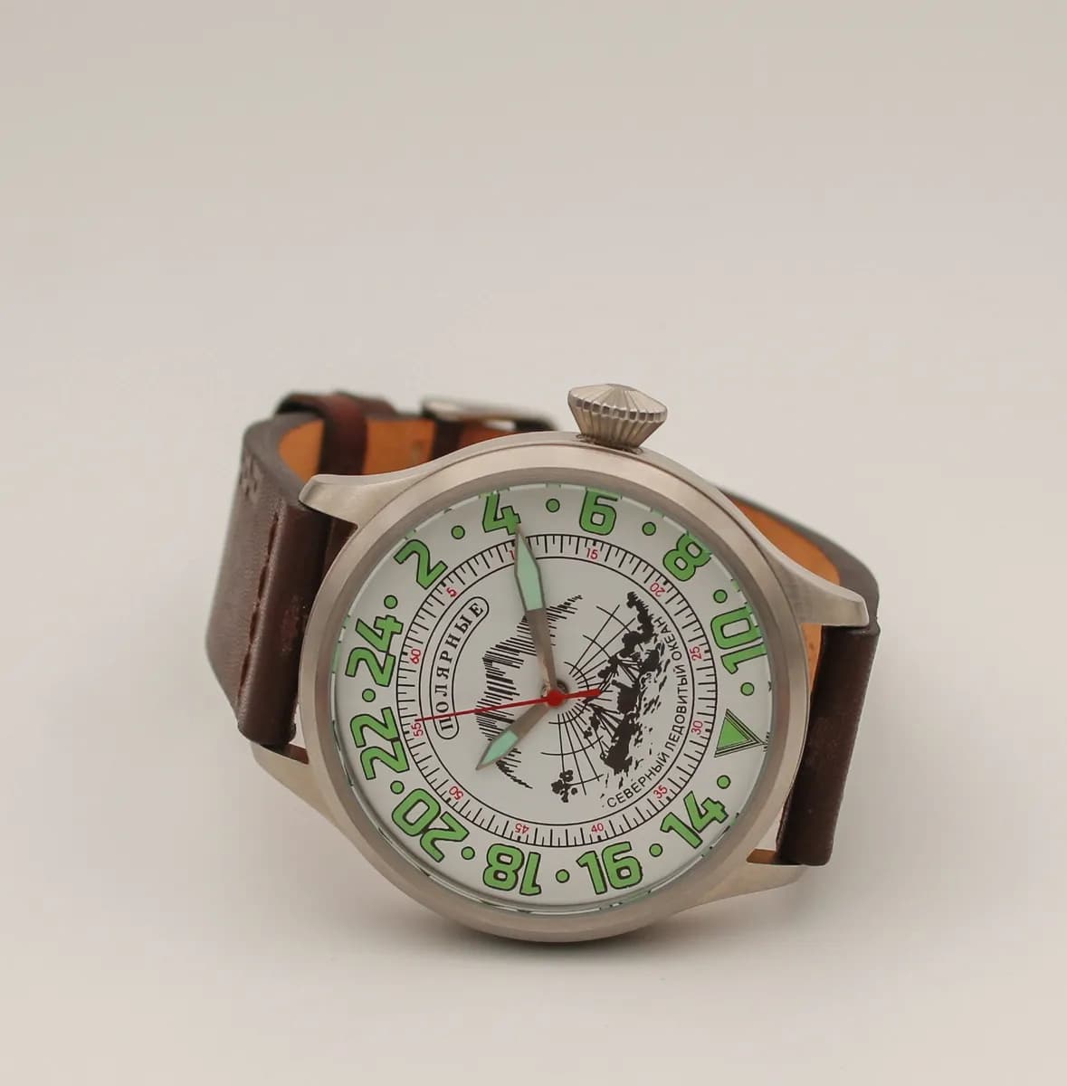 Часы Полярные "Северный Ледовитый океан" 11.226.02 механические, механизм Восток 2423 