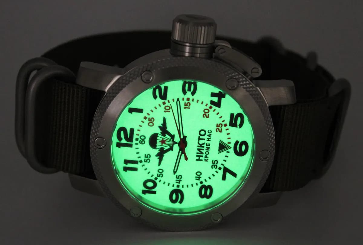 Часы наручные  ВДВ 1002.21 механические (сапфировое стекло), с автоподзаводом,  механизм Восток 2415, противоударные.