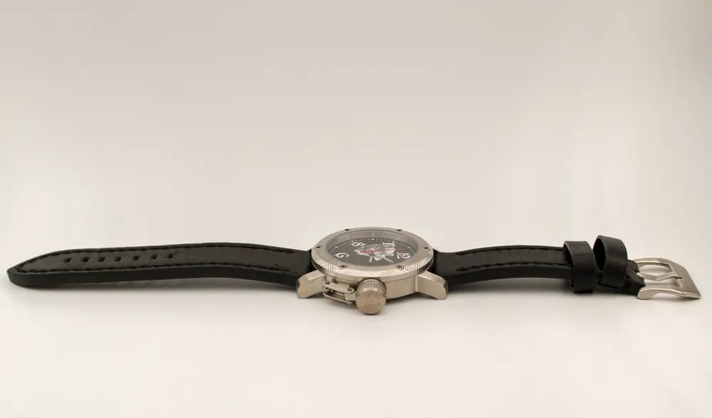 Часы Волк 300,01 механические, механизм Ракета 2609НА