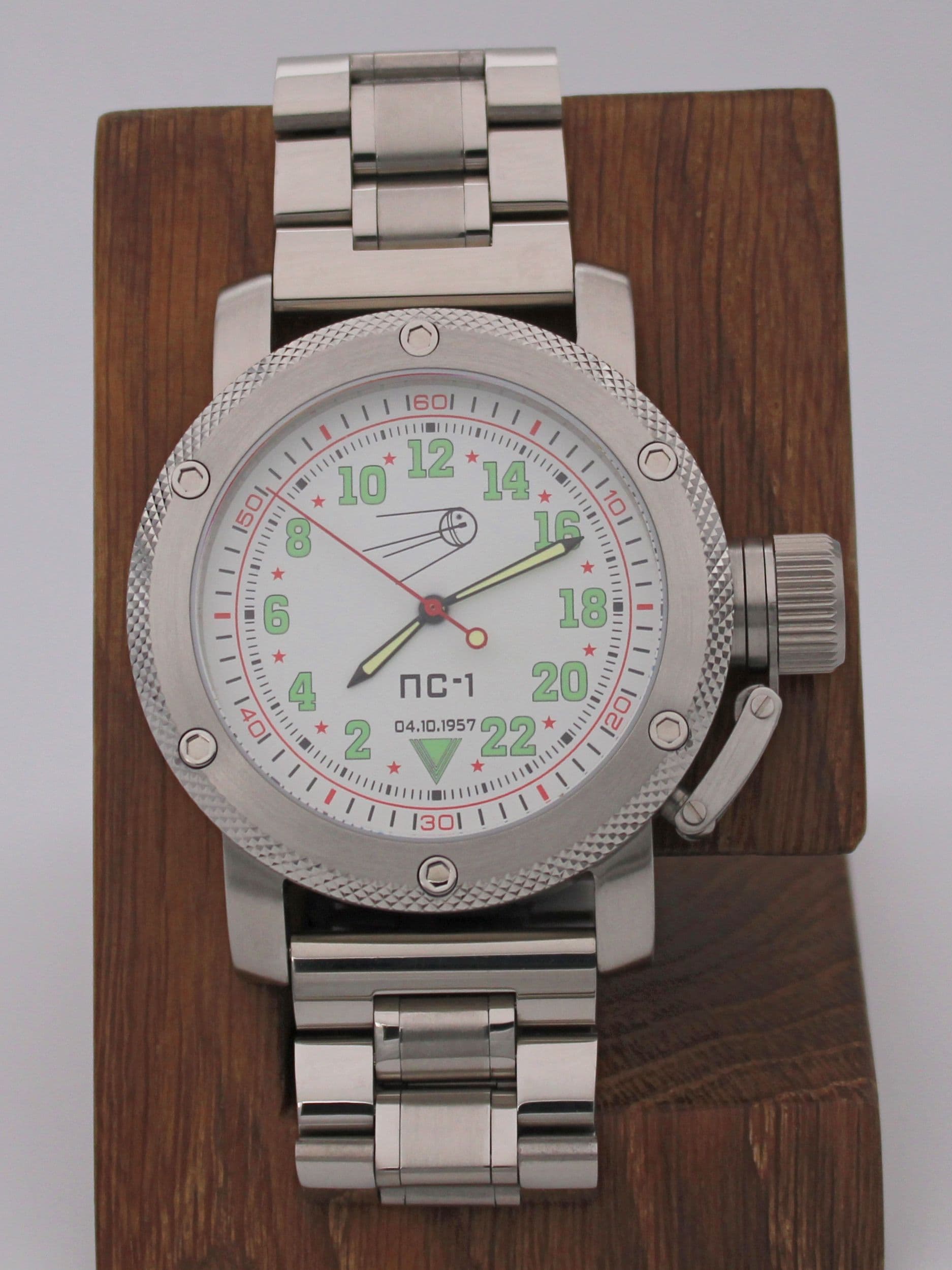 Часы "Простейший Спутник-1" механические с автоподзаводом (Восток 2431) 01.121.2