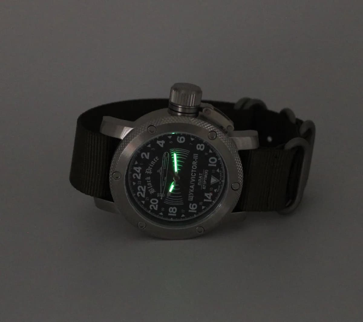 Часы наручные  671 / Щука (Black Prince) механические 068.21 механизм Ракета 2623 Н