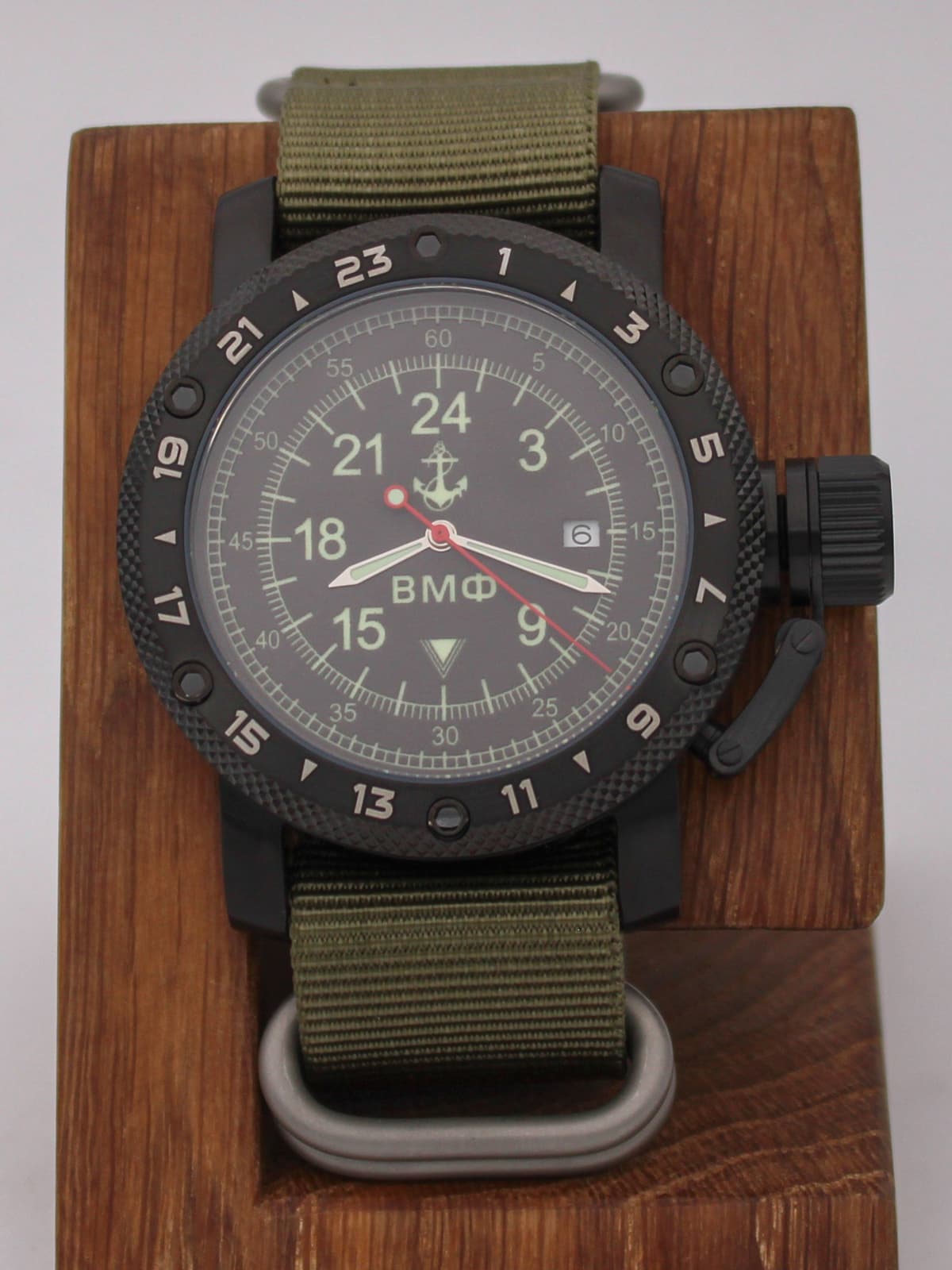 Часы ВМФ кварцевые (Ronda 515.24H) Q147.060.21