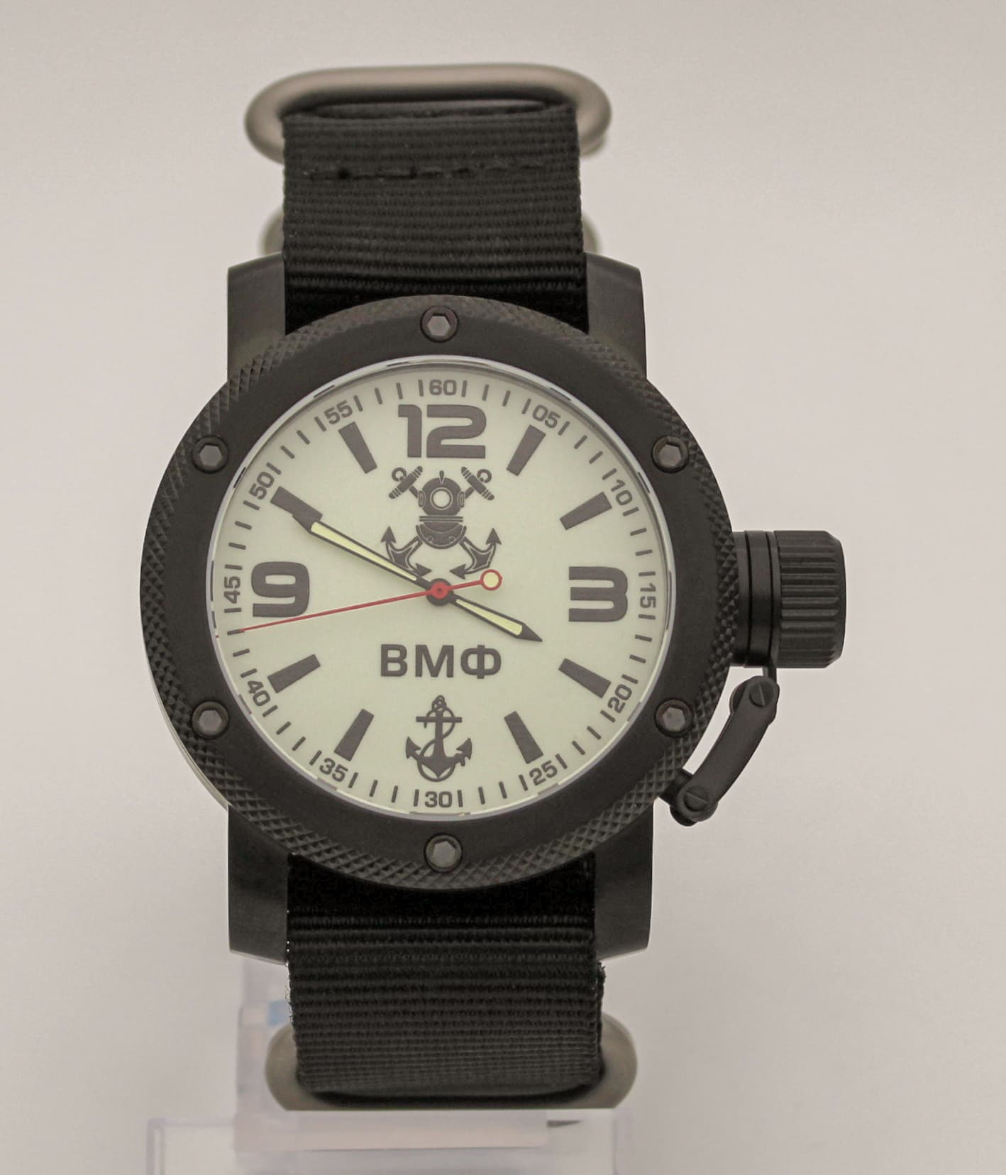 Часы ВМФ(с якорем) механизм Восток 2415.01