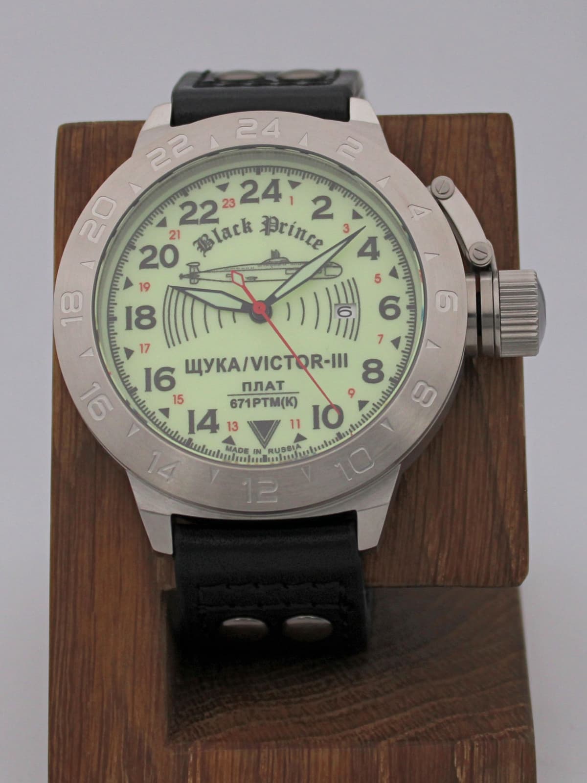 Часы 671 / Щука (Black Prince) кварцевые (Ronda 515.24H) Q52.066.01