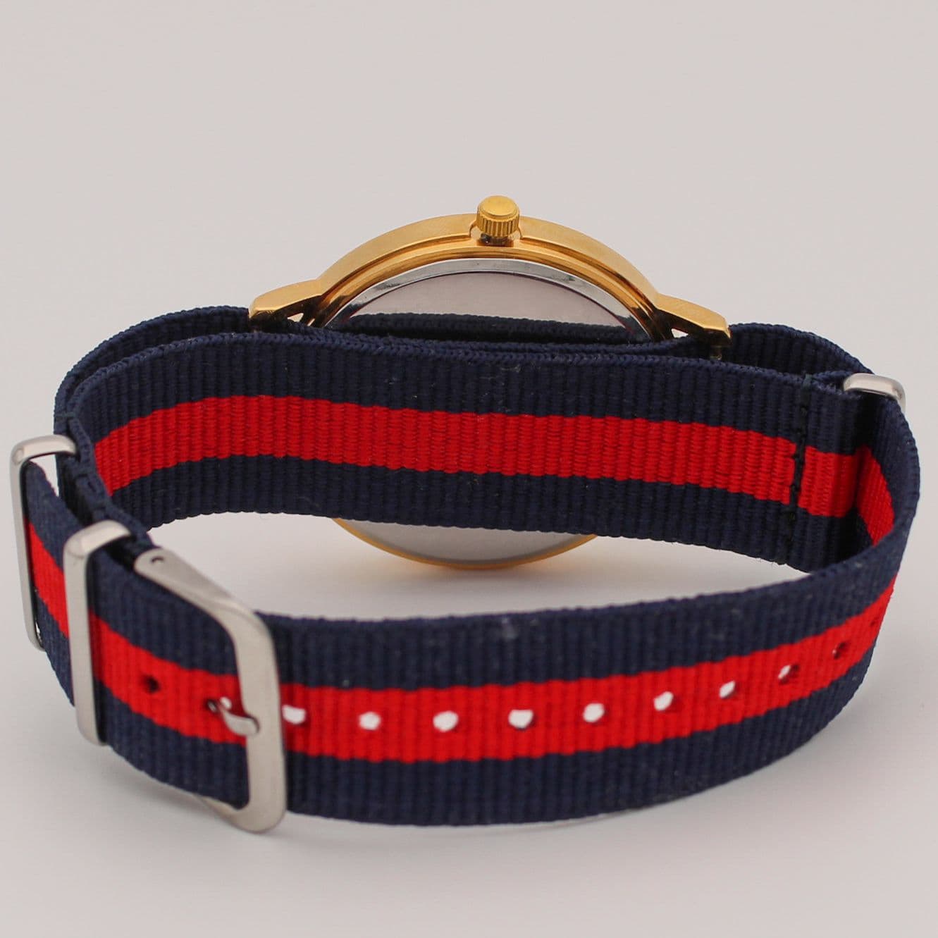 Часы Triumph кварцевые 508.52