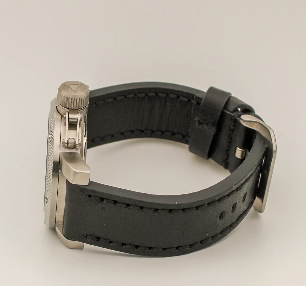 Часы наручные ’’Гагарин” механические 115.01 ,  механизм Ракета 2623 Н