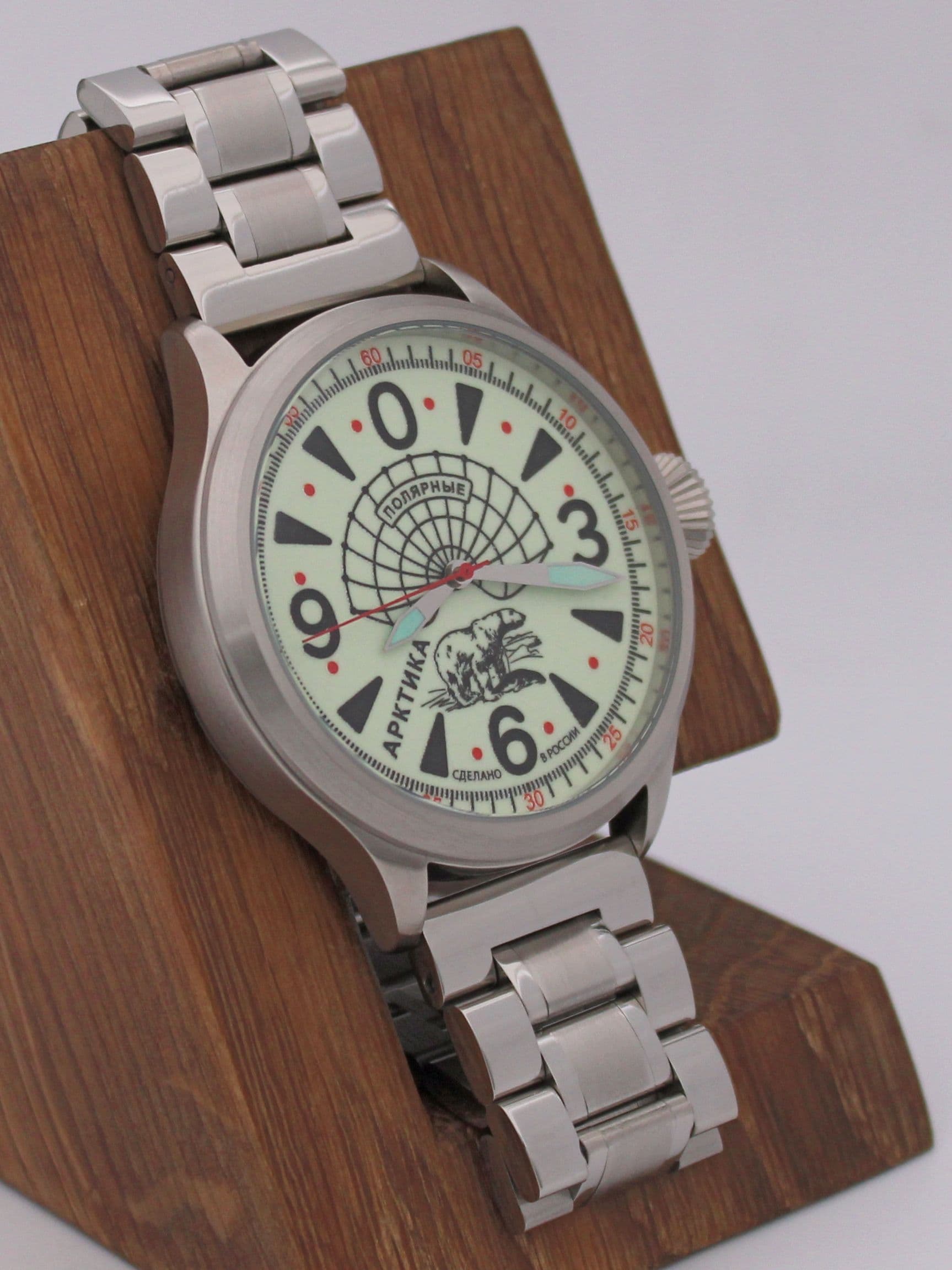 Часы Полярные "Арктика" механические (Восток 2409) 11.520.2