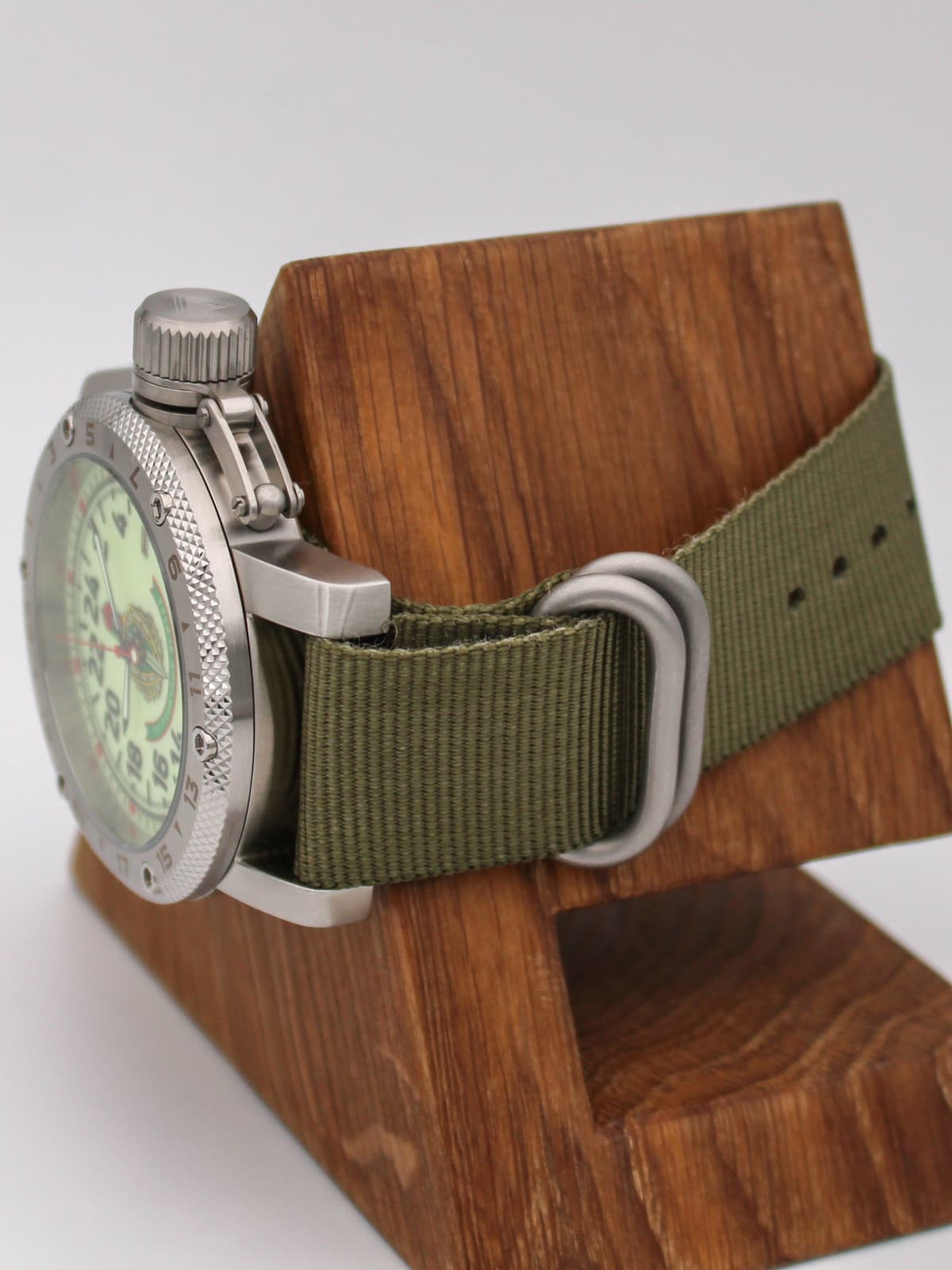 Часы Погранвойска кварцевые (Ronda 515.24H) Q47.173.21