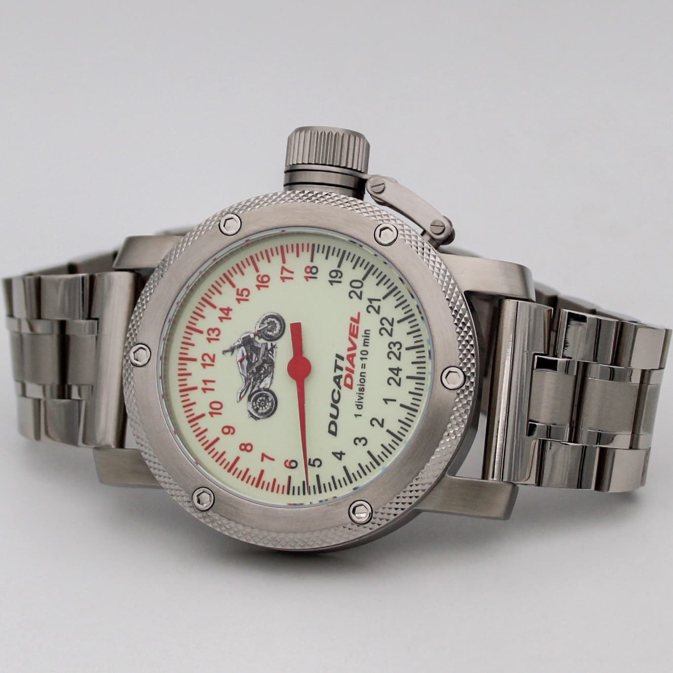 Часы DUCATI DIAVEL (мотоцикл) механизм Восток 2431.01
