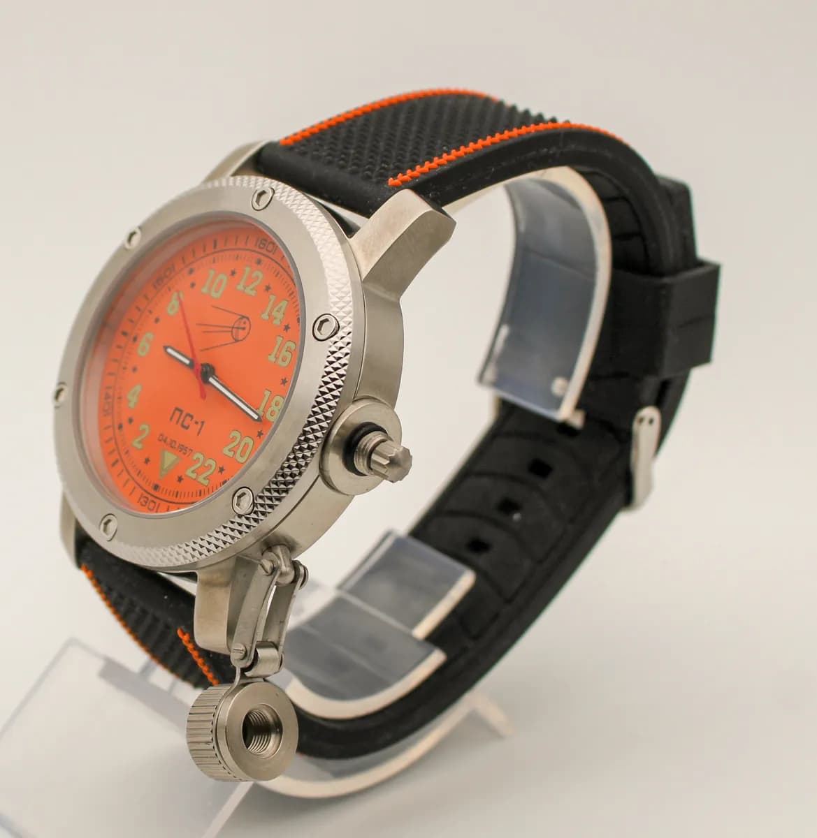 Часы наручные  "Простейший Спутник-1", механические  123.17 ,  механизм Ракета 2623 Н