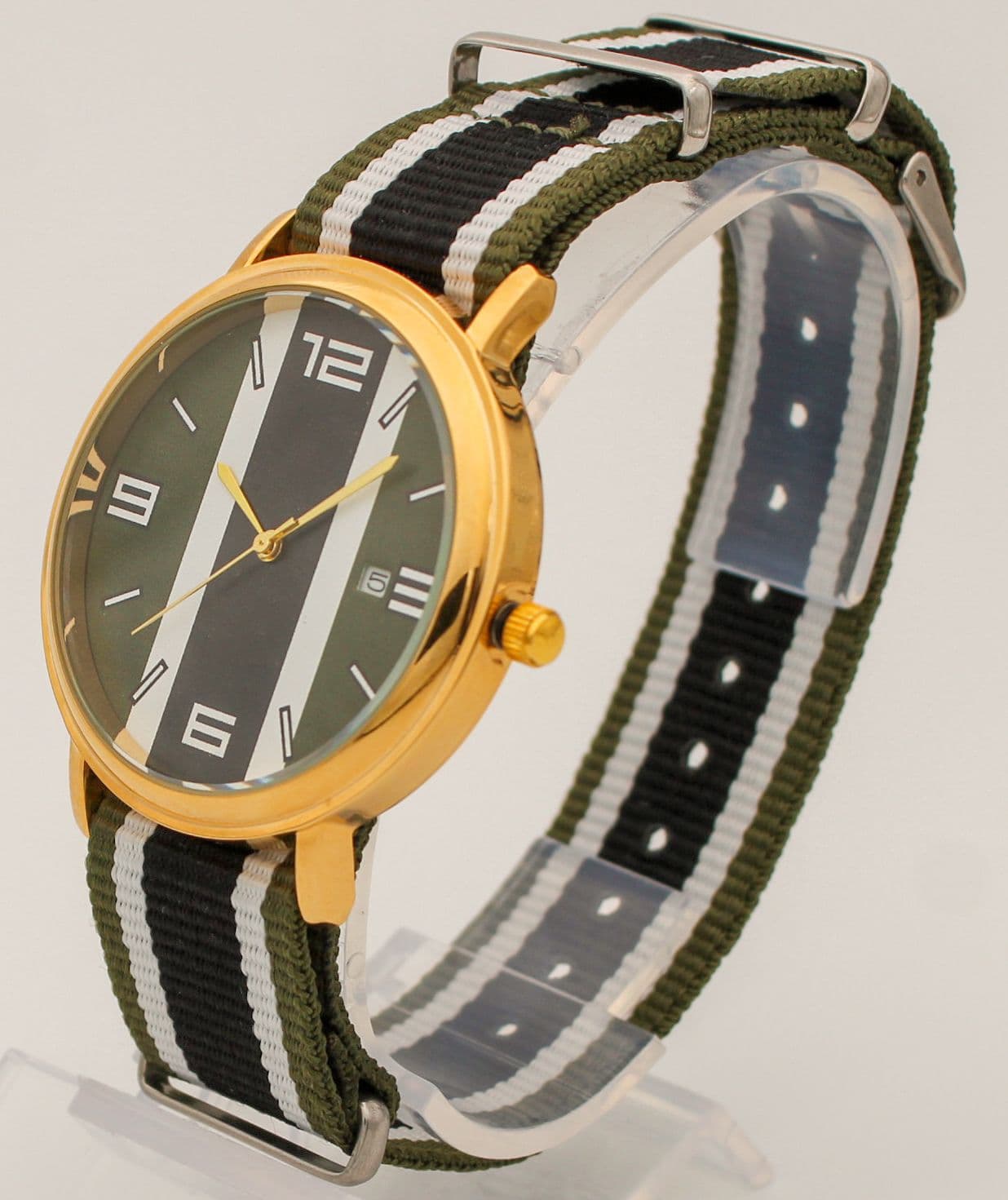 Часы Triumph кварцевые 510.52