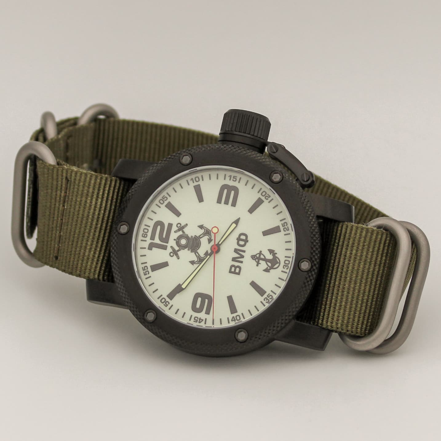 Часы ВМФ(с якорем) механизм Восток 2415.01