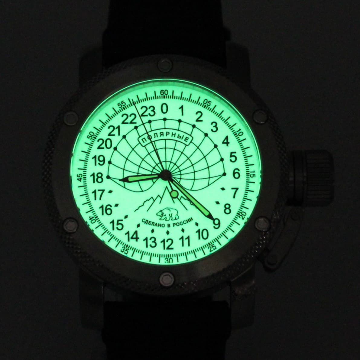 Часы Полярные (медведь) механизм Восток 2431.01