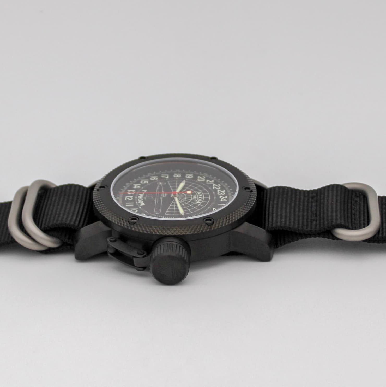 Часы 941 / Акула (Typhoon) механизм Восток 2431