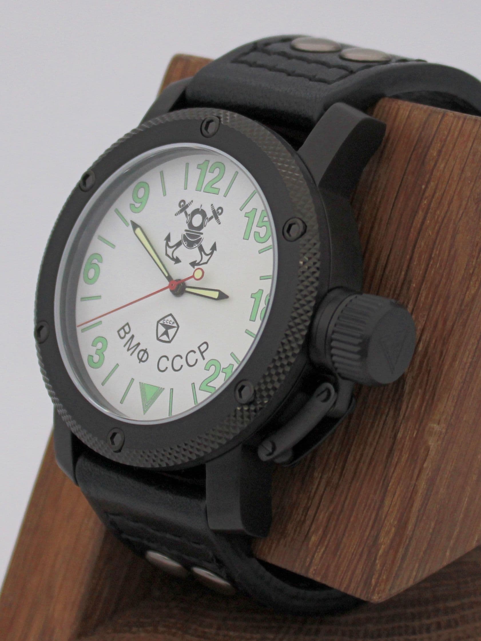 Часы ВМФ СССР механические с автоподзаводом (Восток 2431) 101.021.01