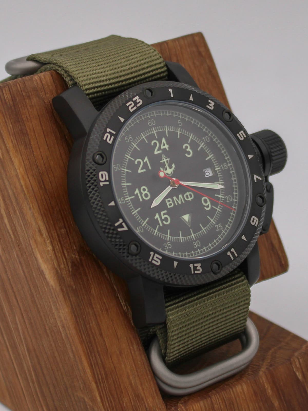 Часы ВМФ кварцевые (Ronda 515.24H) Q147.060.21