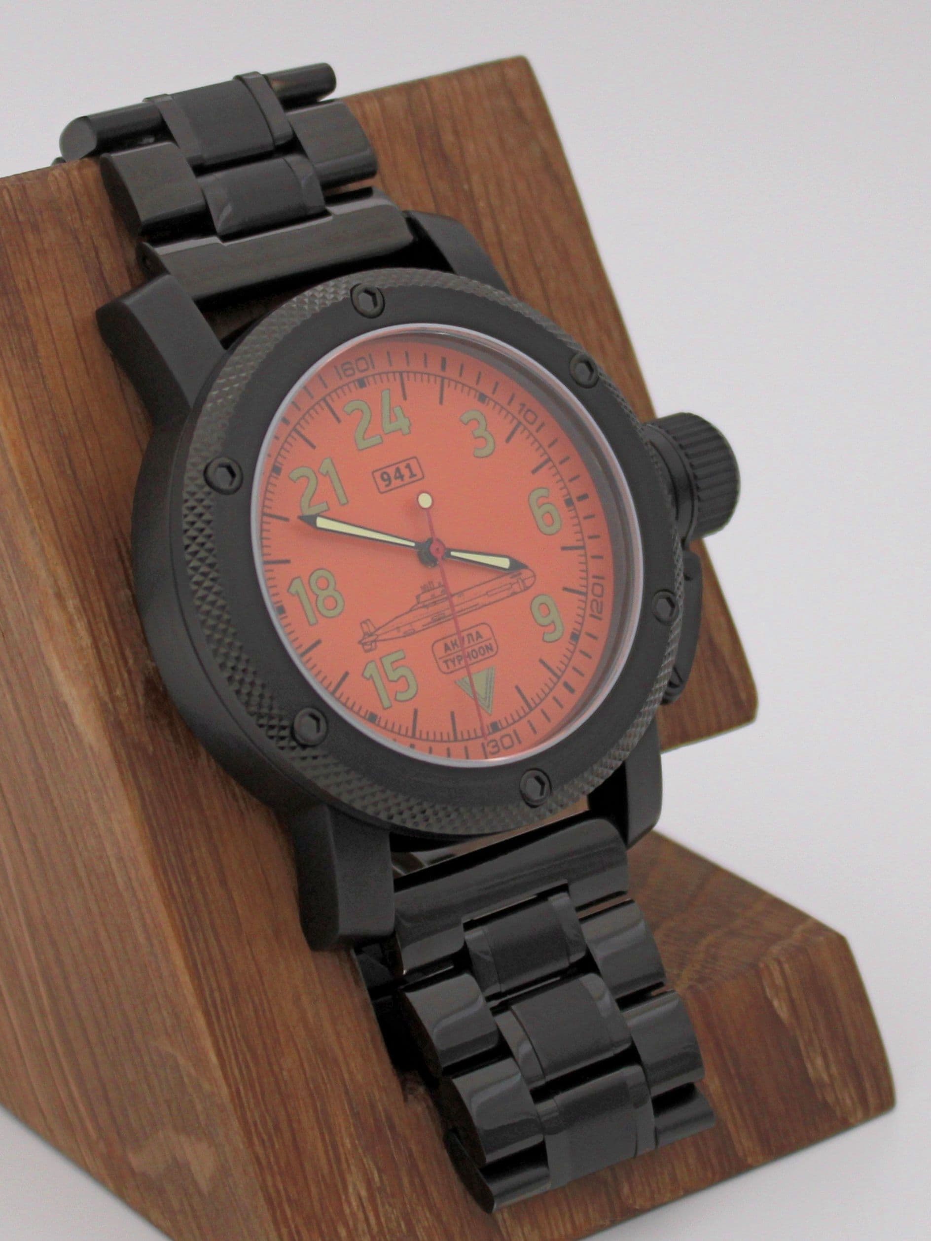 Часы 941 / Акула (Typhoon) механические (Ракета 2623) 103.053.1