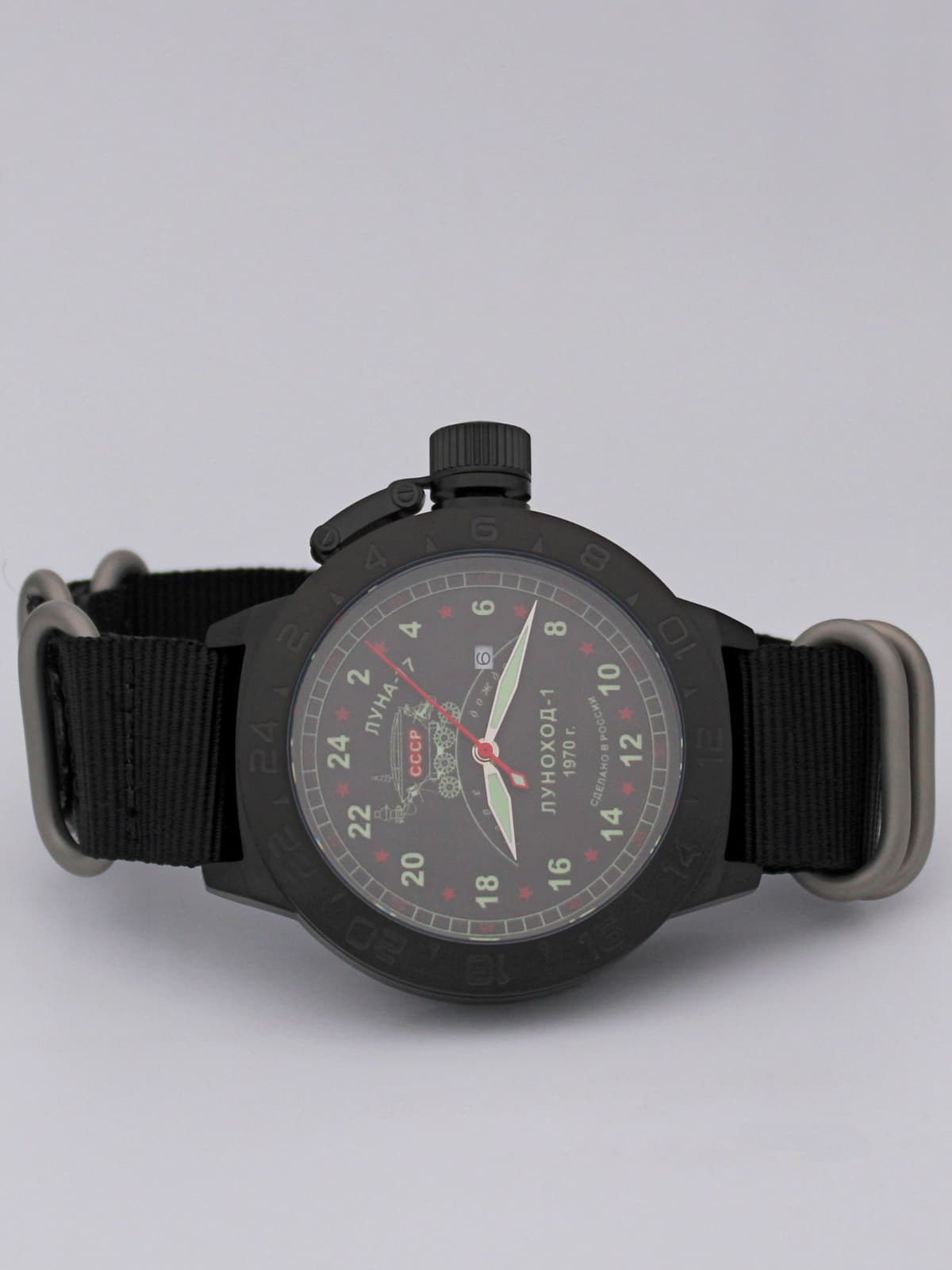 Часы "Луноход-1" кварцевые (Ronda 515.24H) Q152.406.22