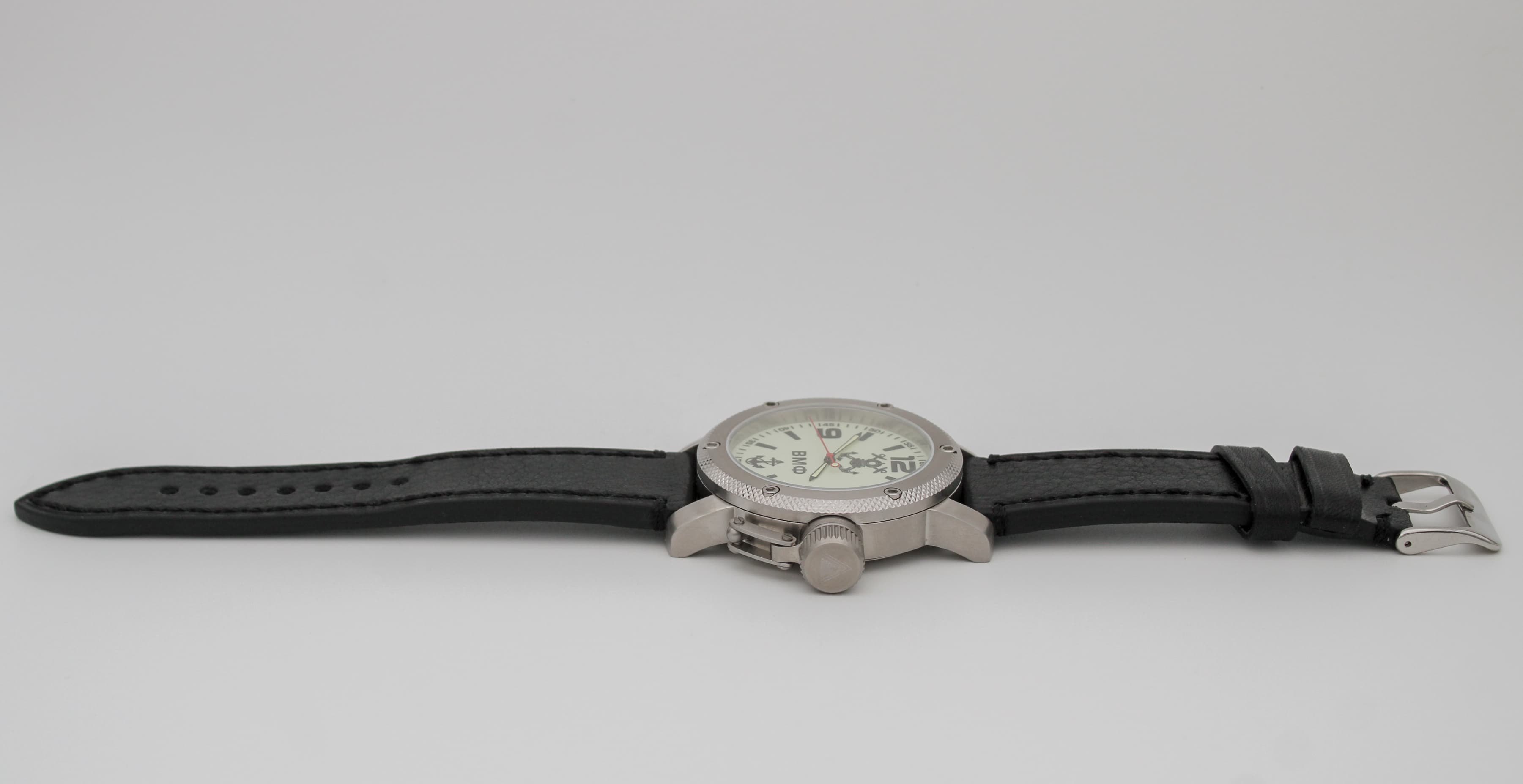 Часы ВМФ(с якорем) механизм Восток 2415.01