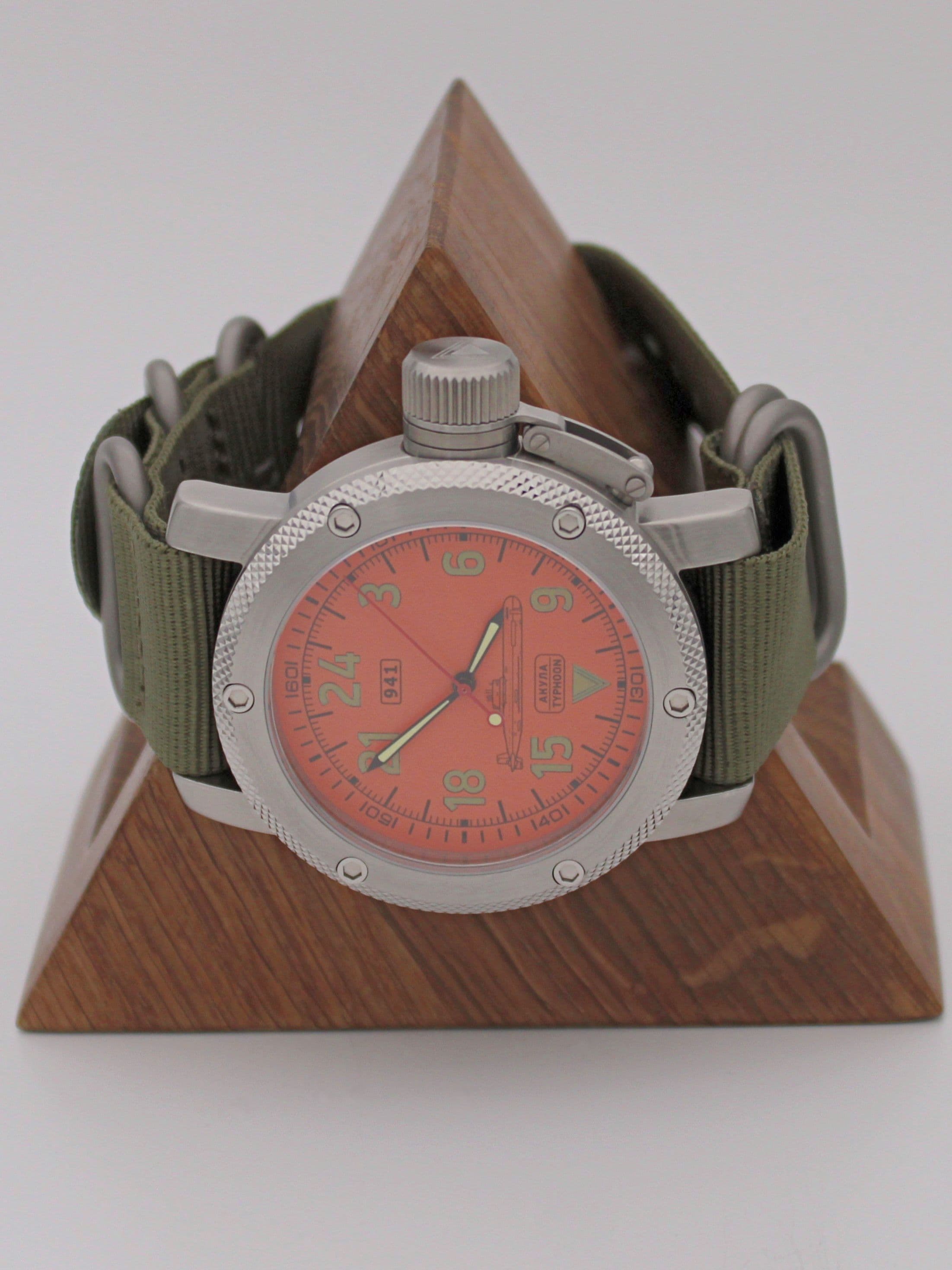 Часы 941 / Акула (Typhoon) механические с автоподзаводом (Восток 2431) 01.053.21