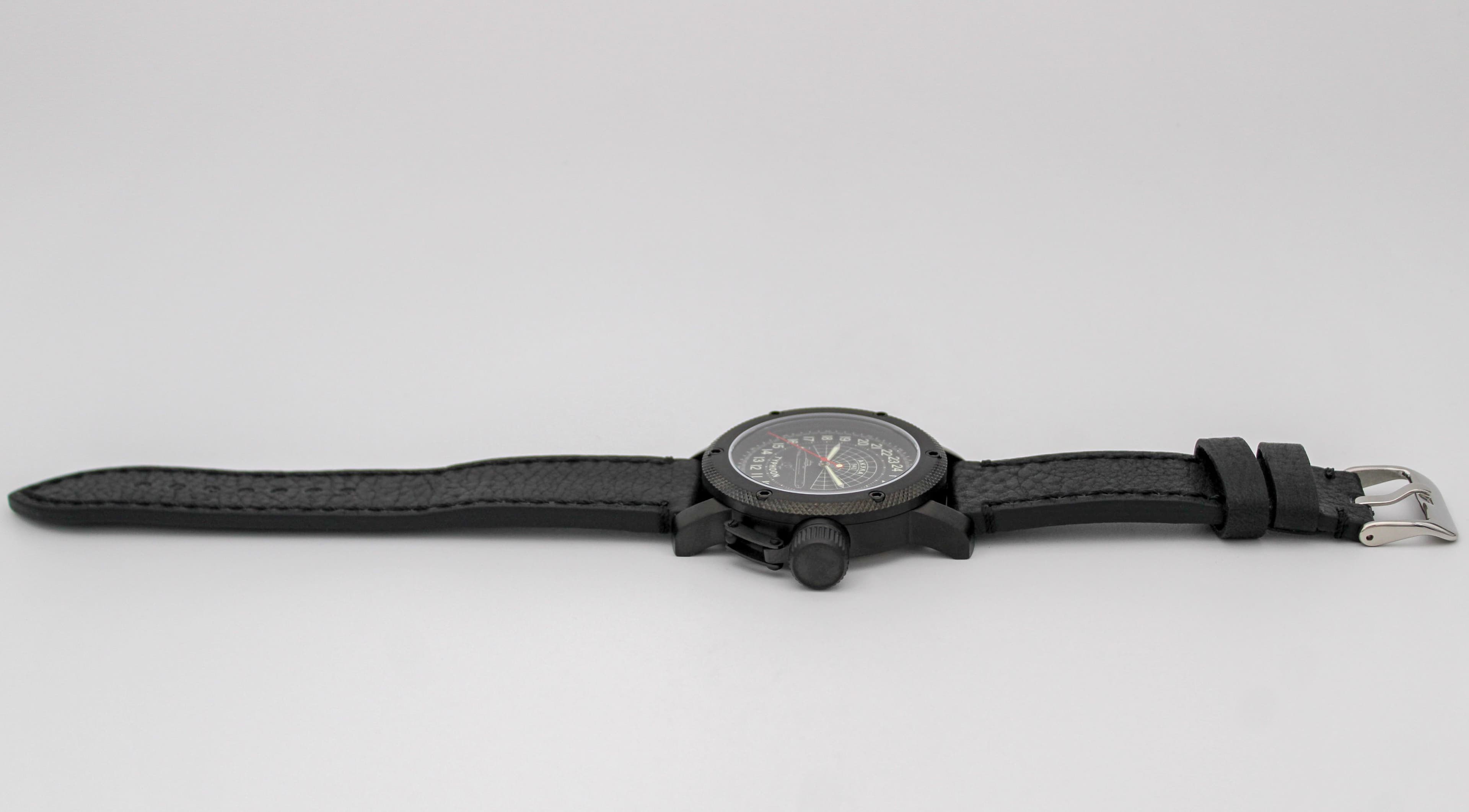 Часы 941 / Акула (Typhoon) механические (Ракета 2623) 103.1145.01