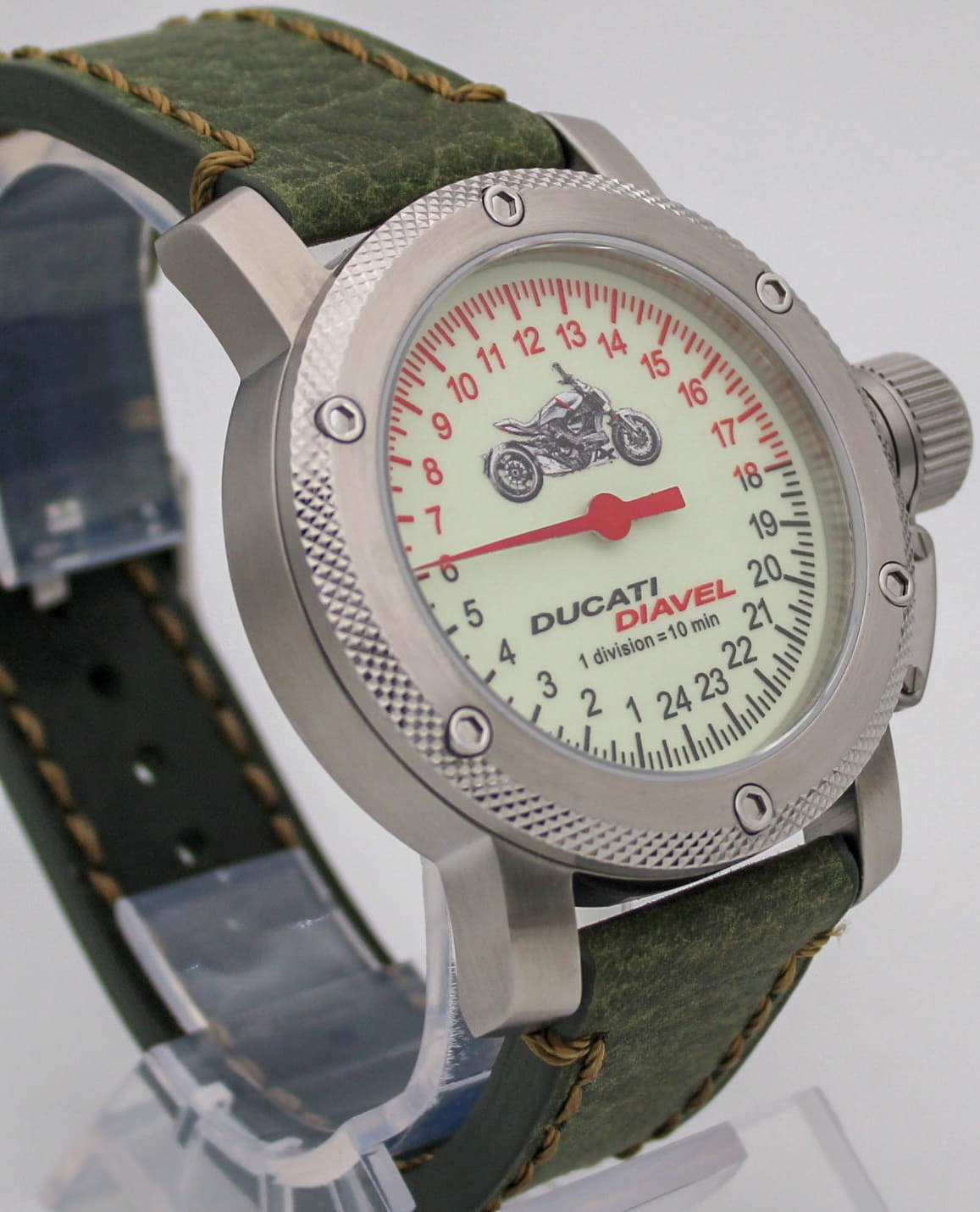 Часы DUCATI DIAVEL (мотоцикл) механизм Восток 2431.01