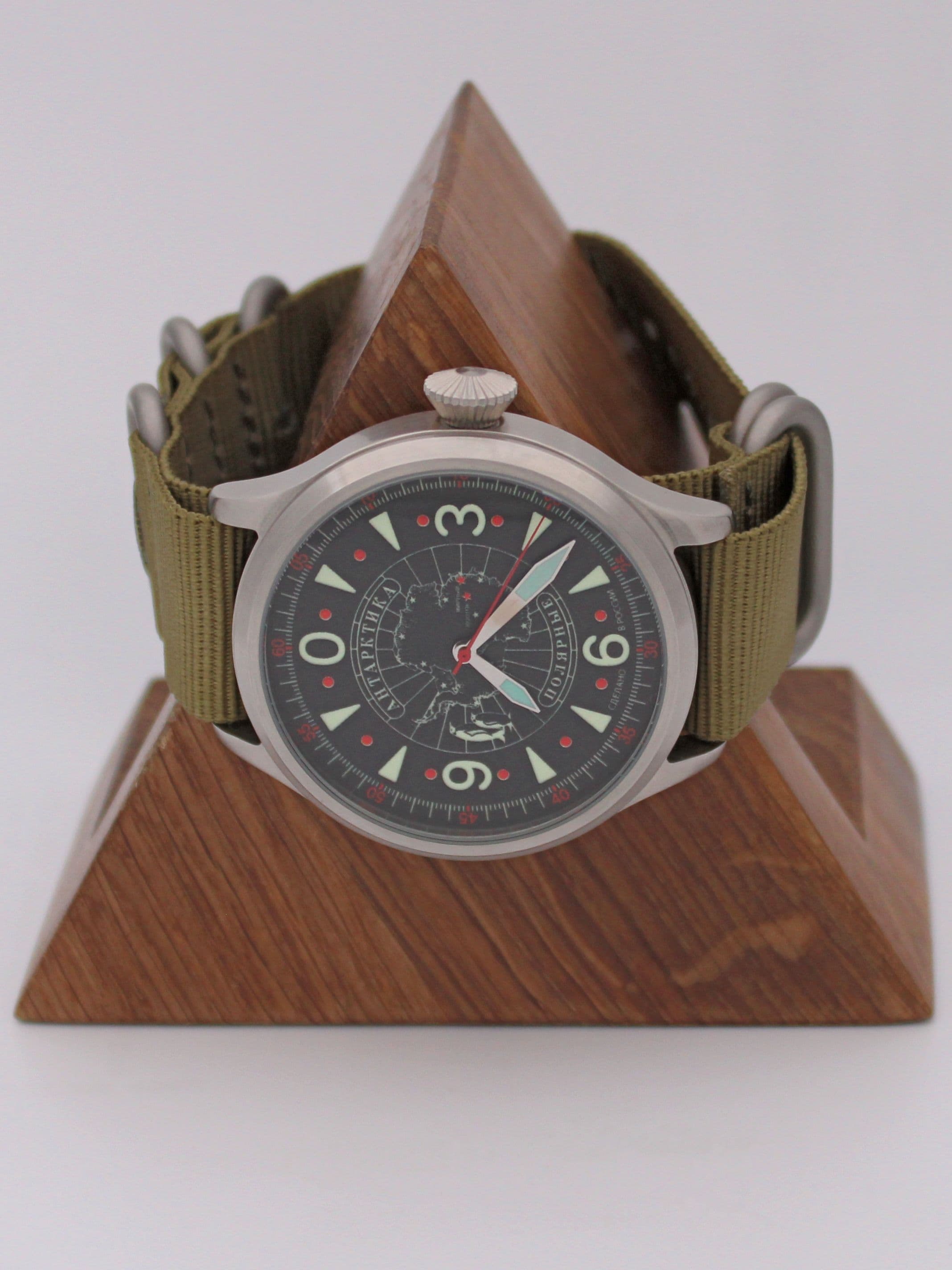 Часы Полярные "Антарктика" механические (Восток 2409) 11.531.21