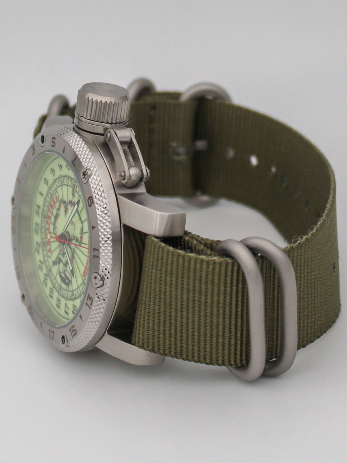 Часы Полярные / Антарктика кварцевые (Ronda 515.24H) Q47.140.21