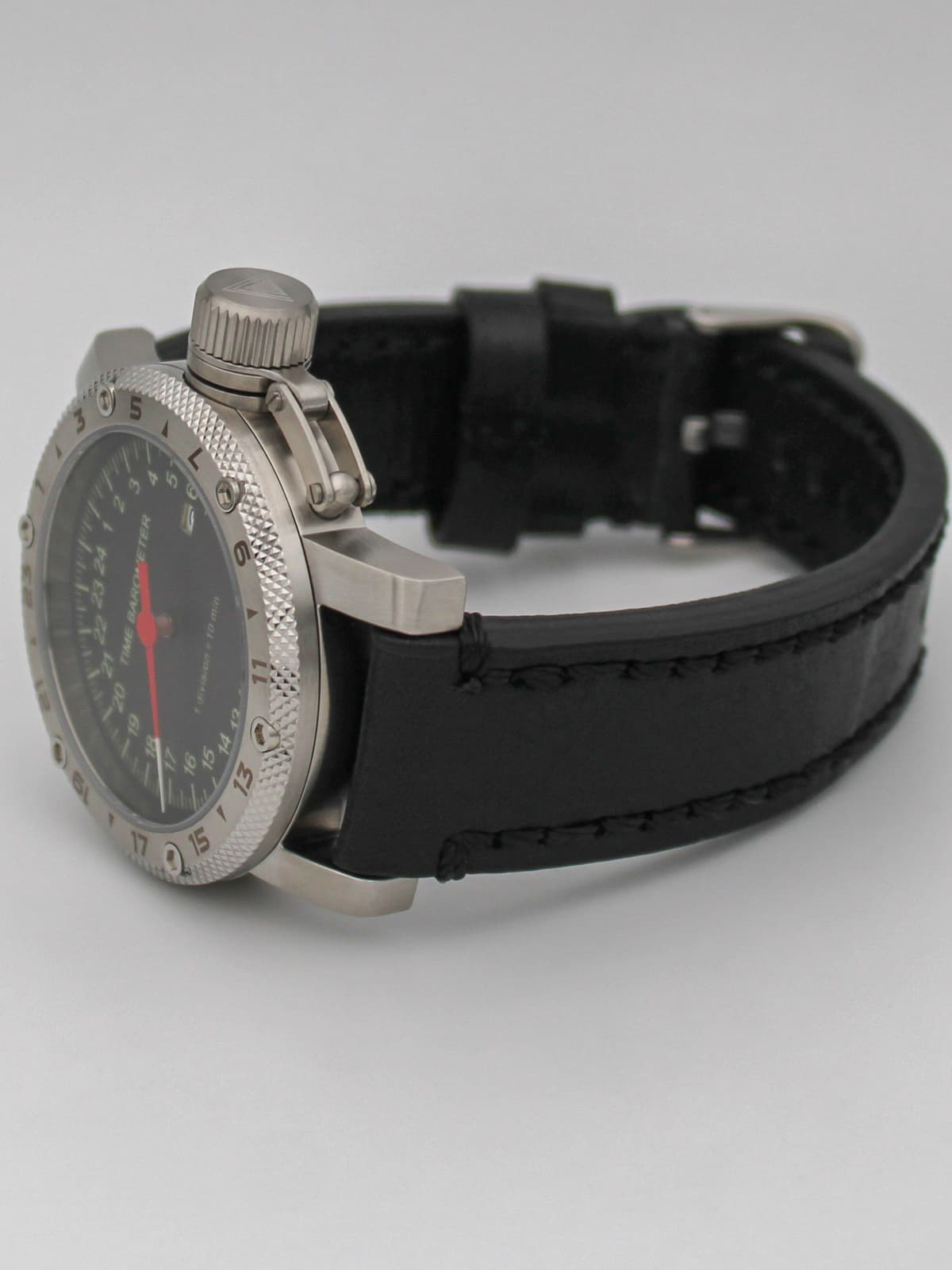 Часы Time Barometer однострелочные кварцевые (Ronda 515.24H) 47.601.01