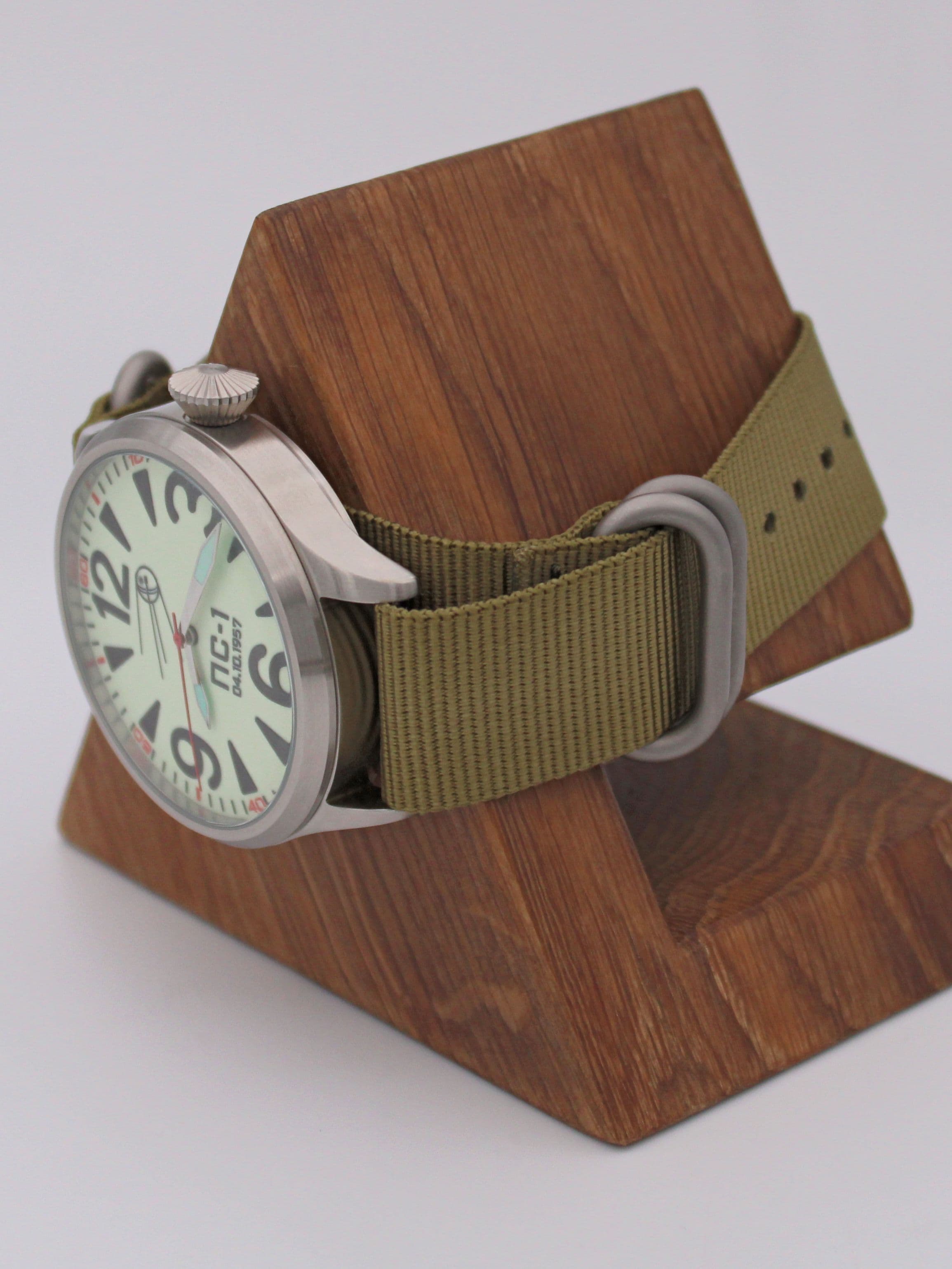 Часы "Простейший Спутник-1" механические (Восток 2409) 11.121.21