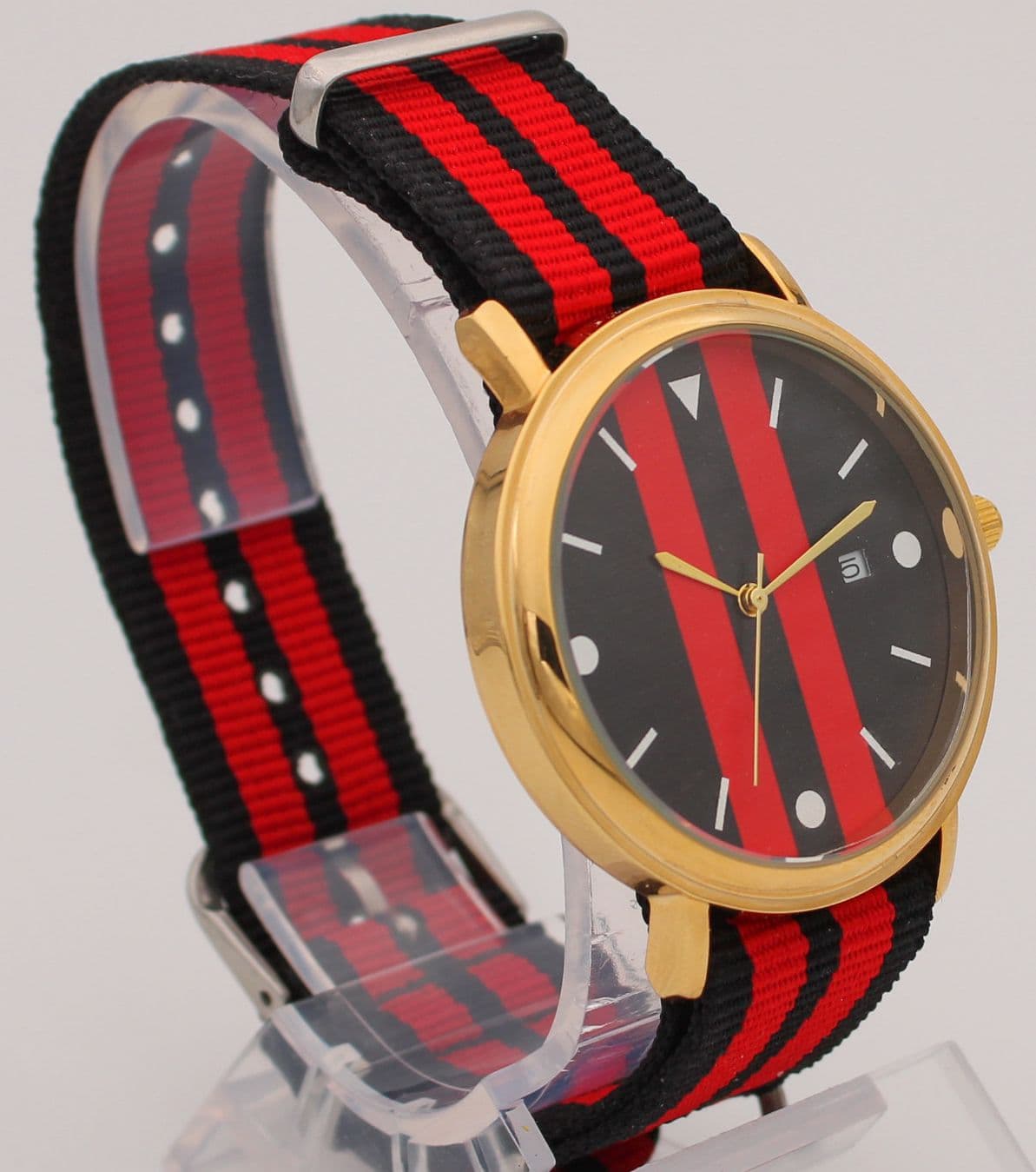 Часы Triumph кварцевые 504.52