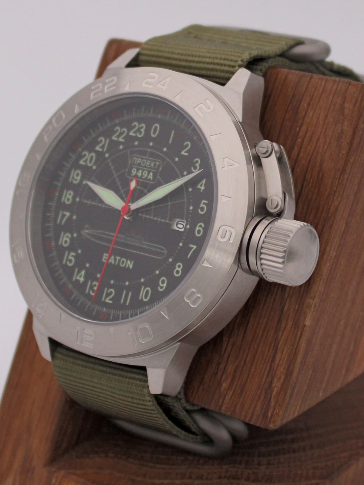 Часы 949А / Baton кварцевые (Ronda 515.24H) Q52.047.21