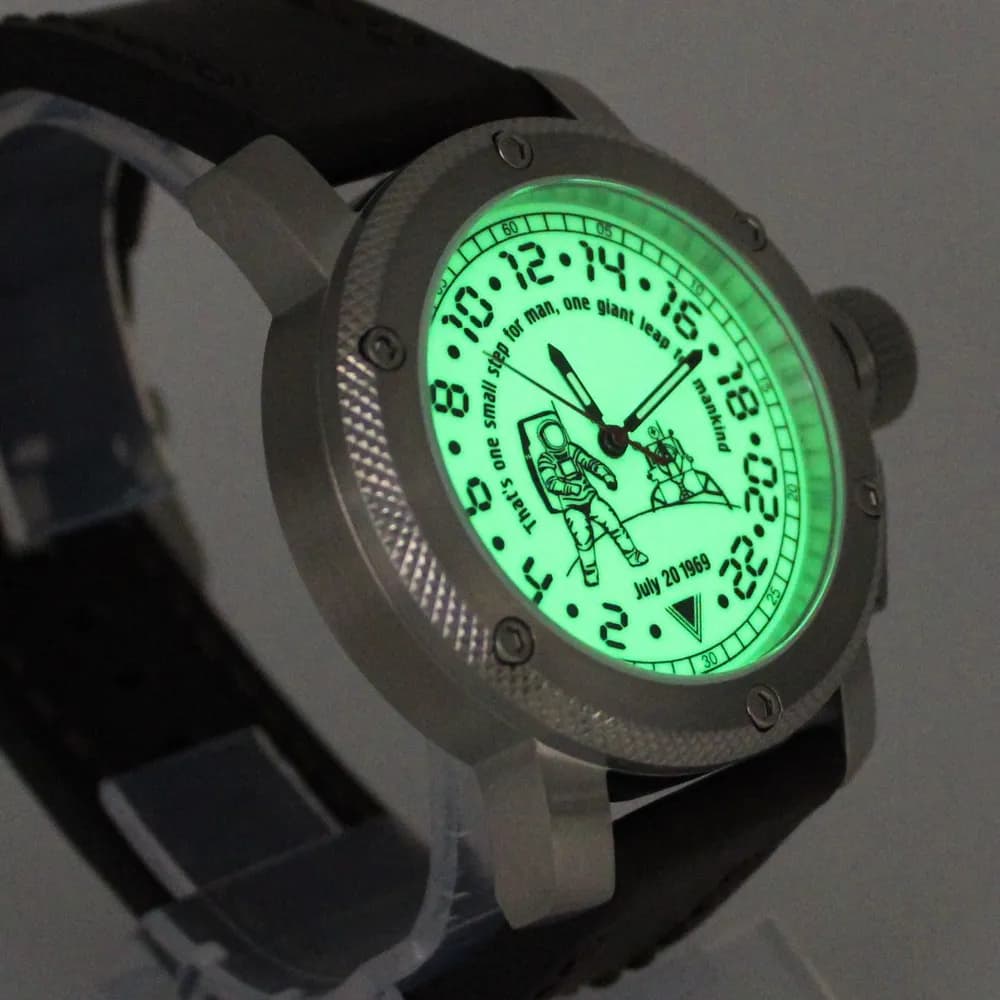 Часы Высадка на Луне механические 126.02 механизм Ракета 2623