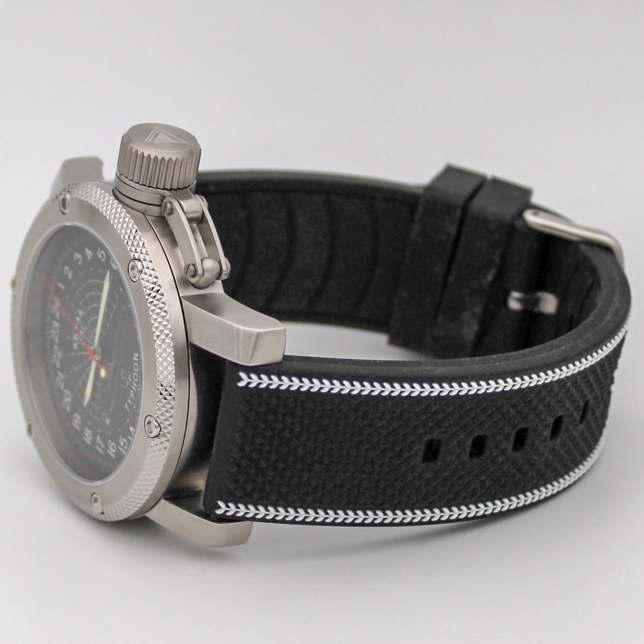 Часы 941 / Акула (Typhoon) механизм Восток 2431