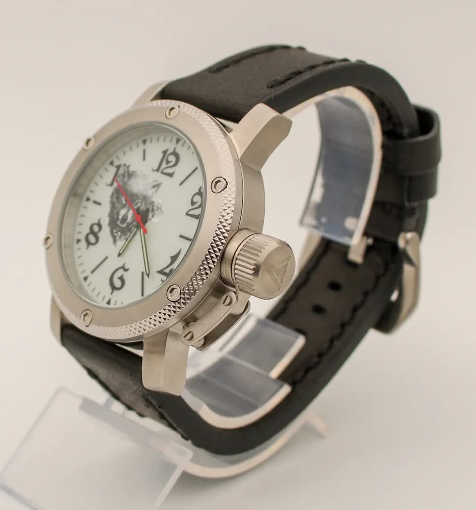 Часы Волк 305,01 механические, механизм Ракета 2609НА