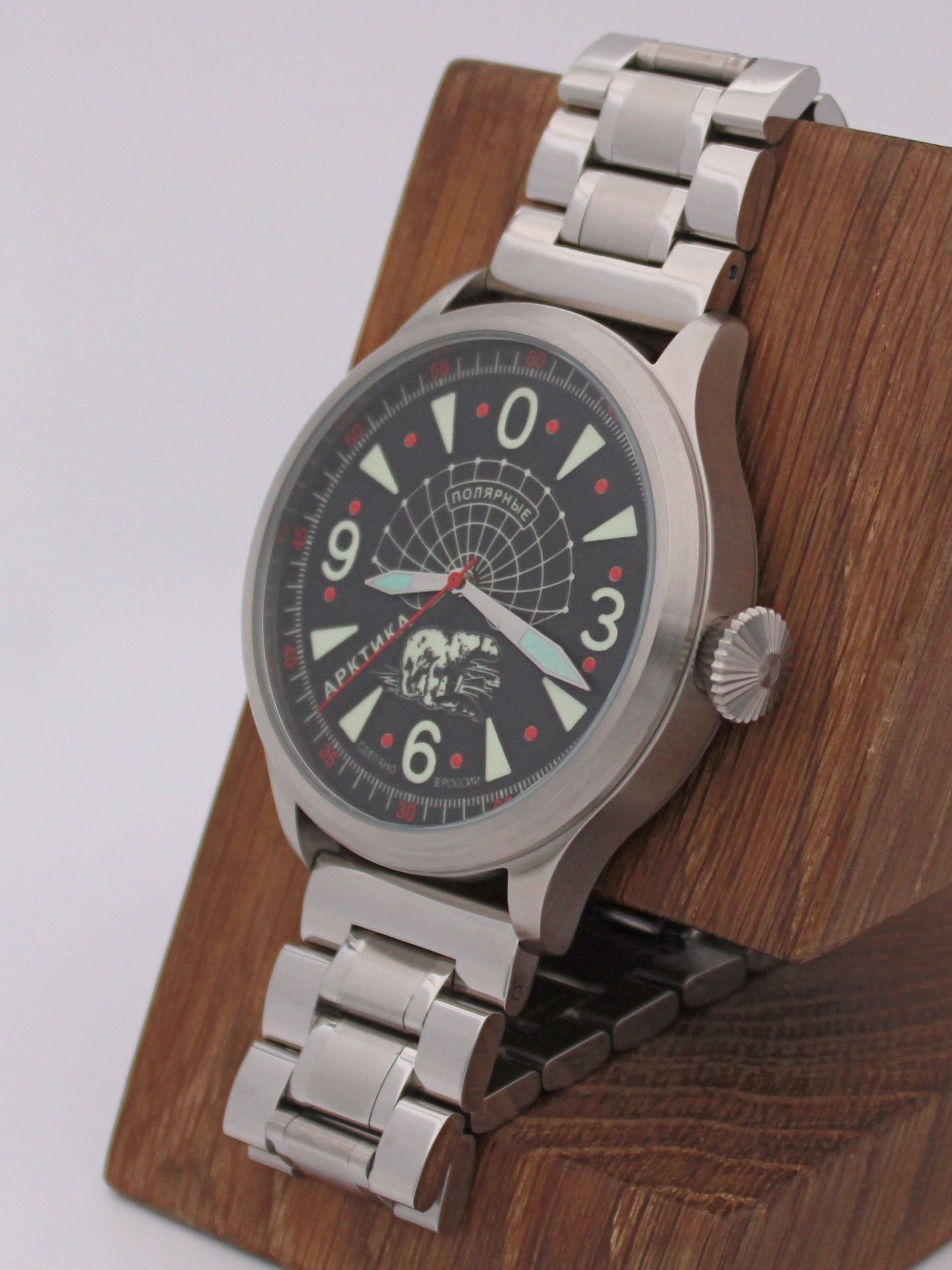 Часы Полярные "Арктика" механические (Восток 2409) 11.521.2
