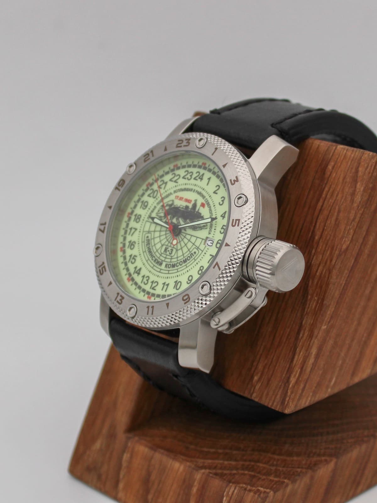 Часы К-3 "Ленинский комсомол" кварцевые (Ronda 515.24H) Q47.150.01