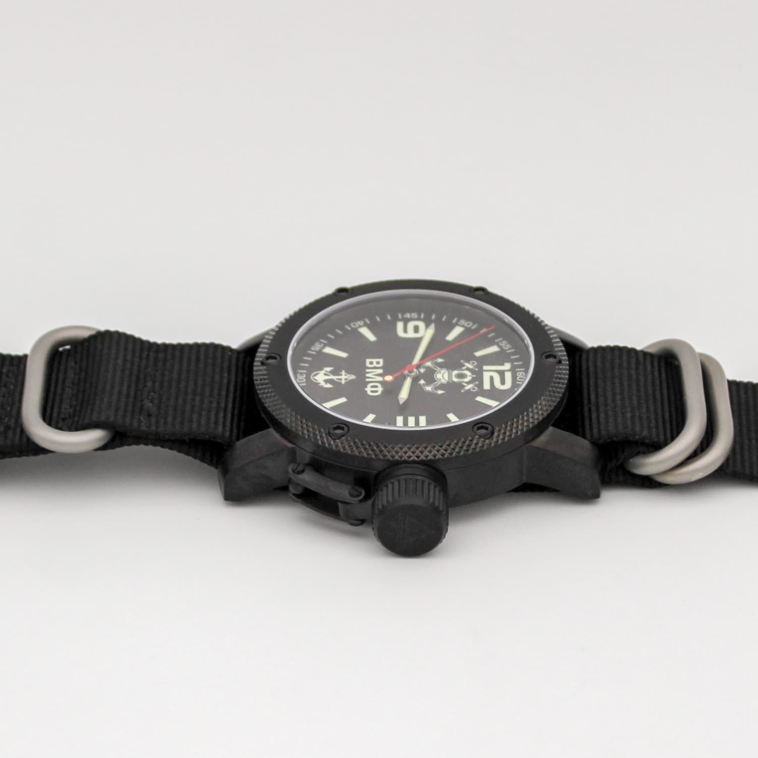 Часы ВМФ(с якорем) механизм Восток 2415.01